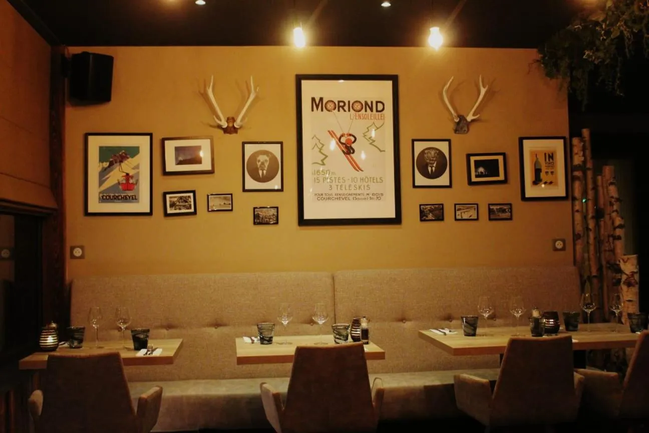 Restaurant/places to eat in Hotel Edelweiss