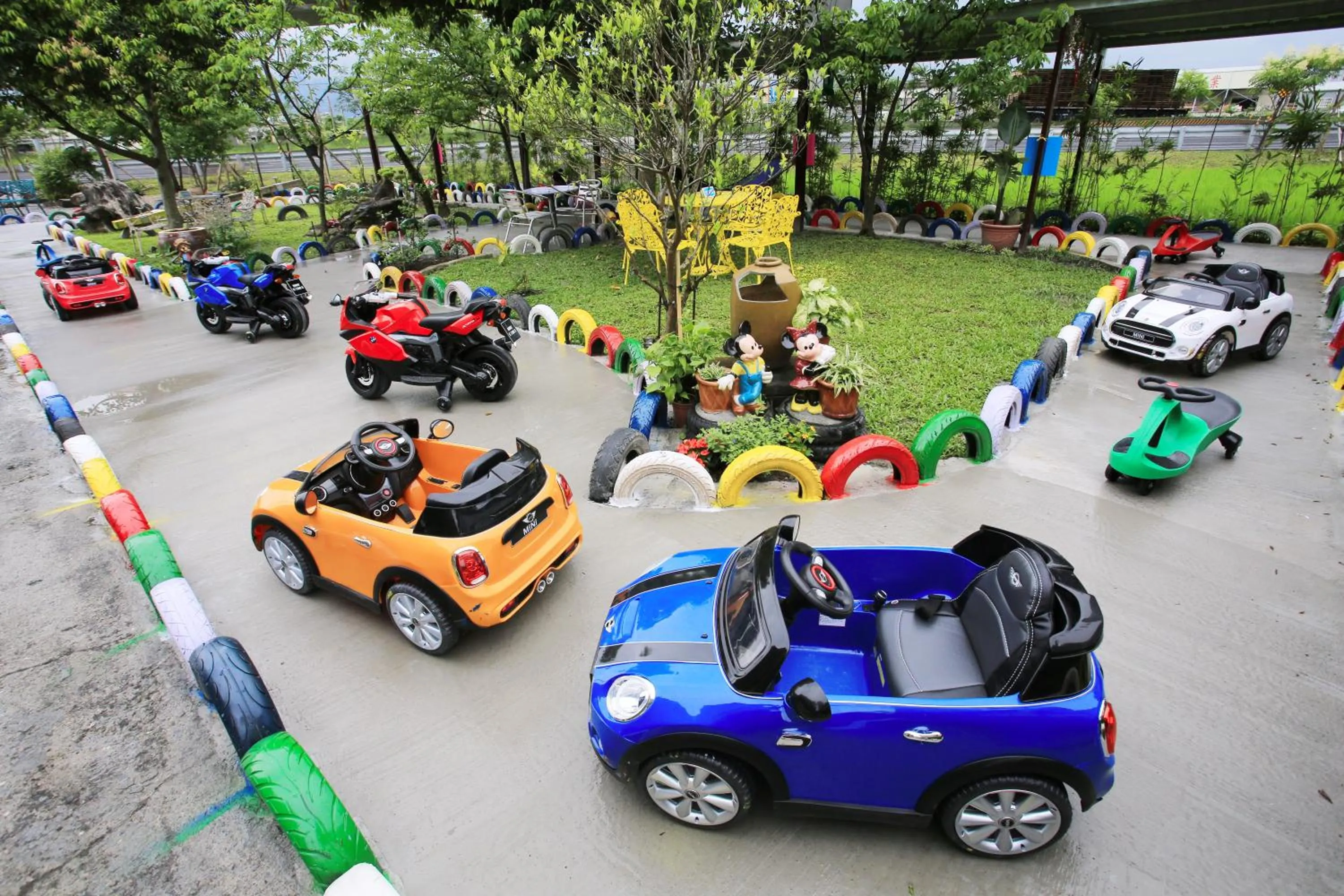 Children play ground in Sweetheart Homestay