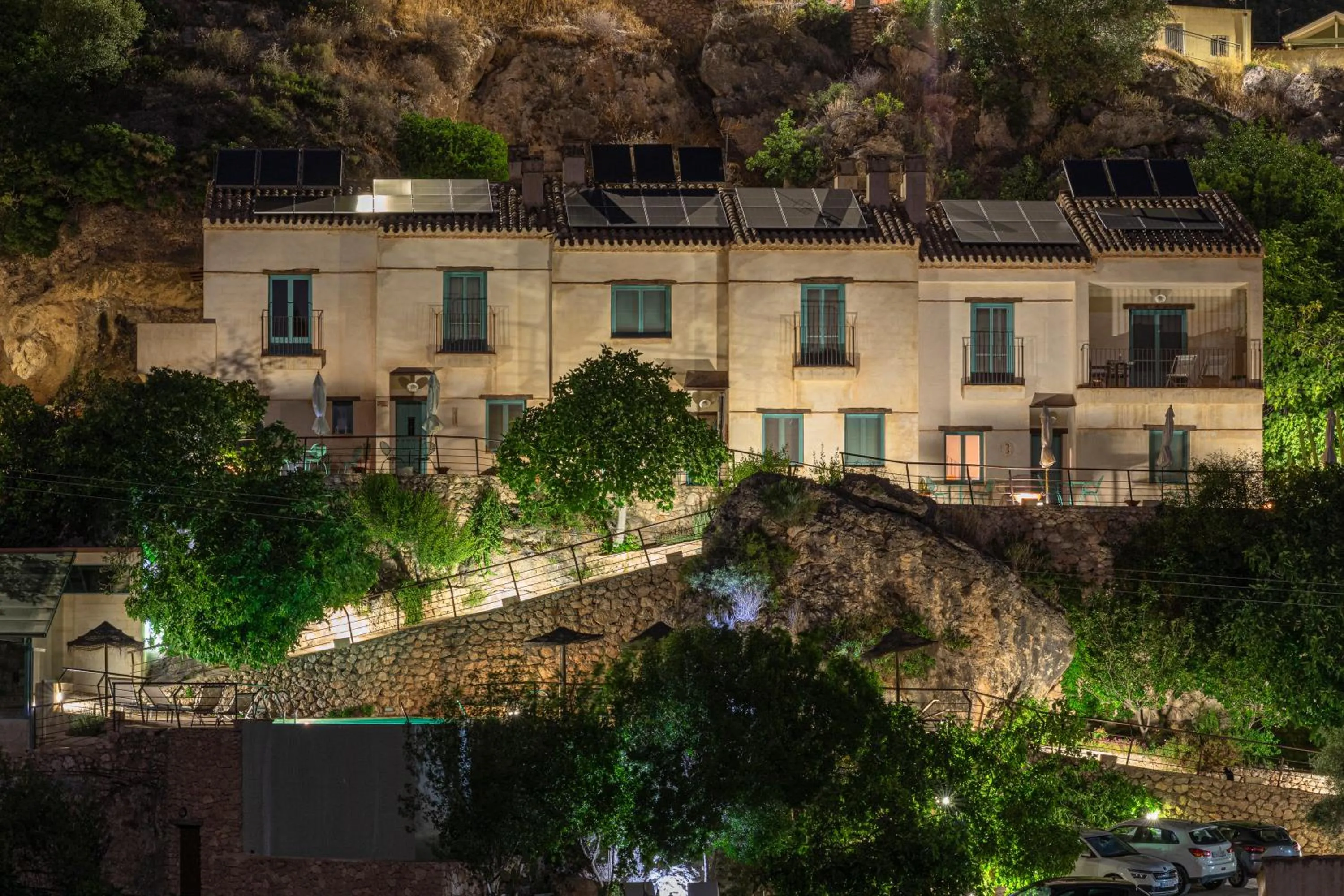 Property building in Bajo El Cejo