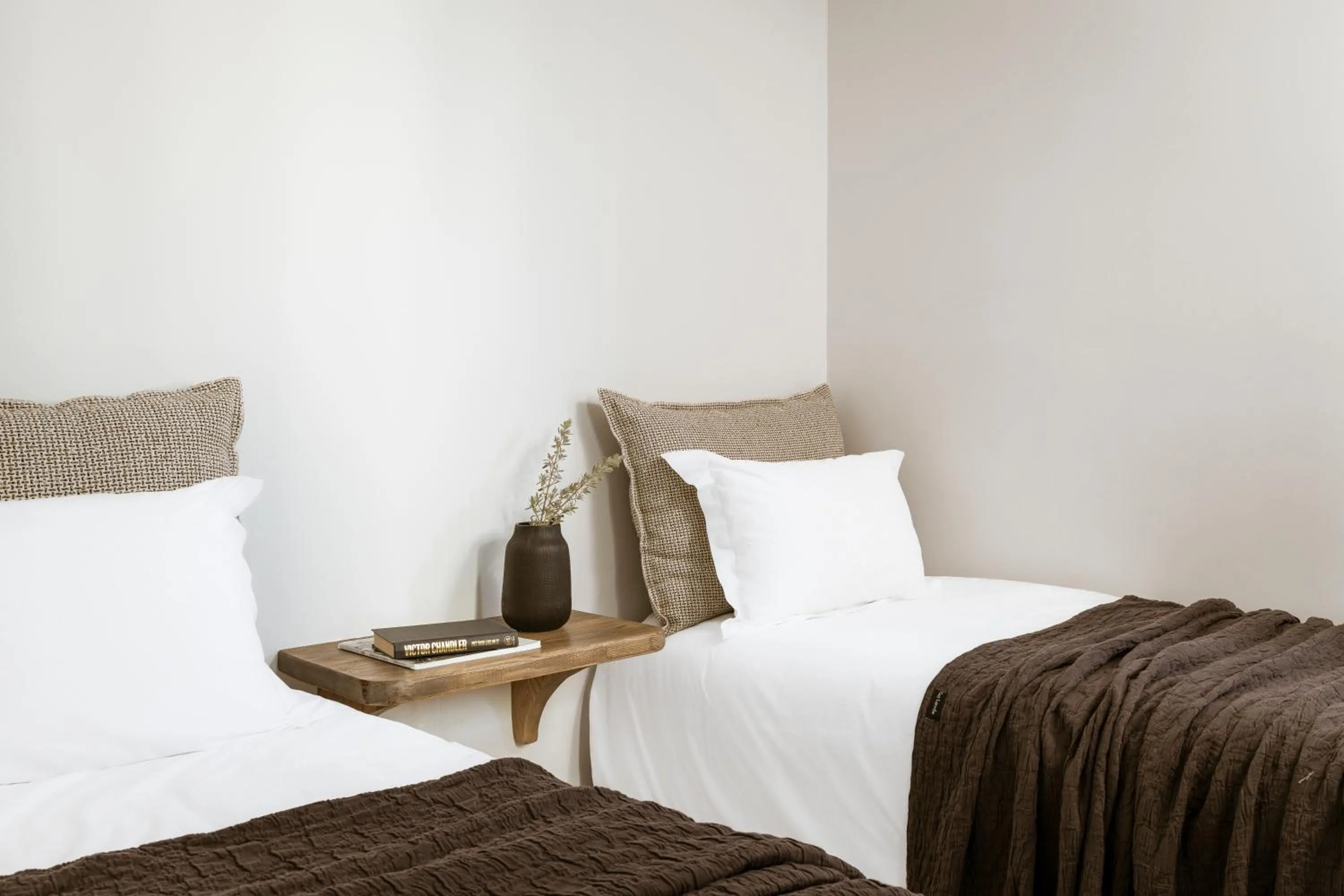 Bedroom, Bed in NĒRO Suites by NOMÉE Hospitality Group