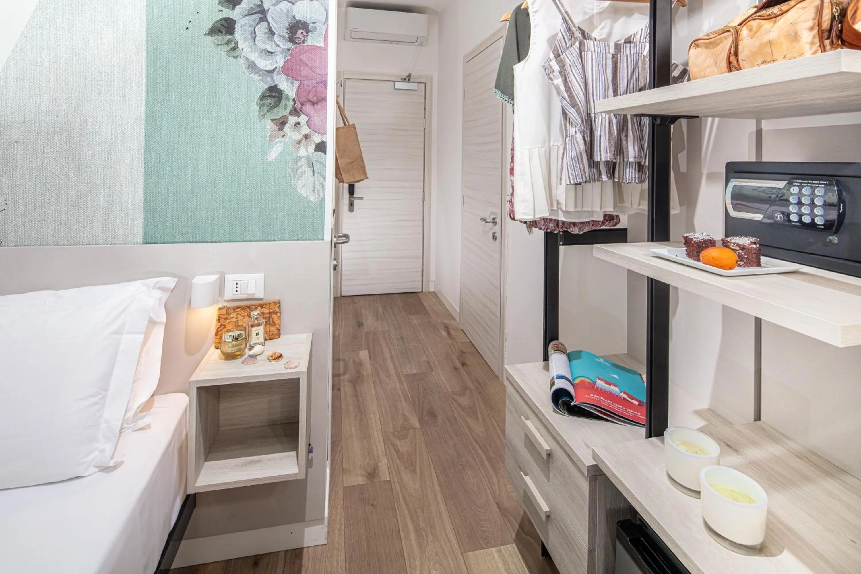 Breakfast, Bed in Hotel Danieli