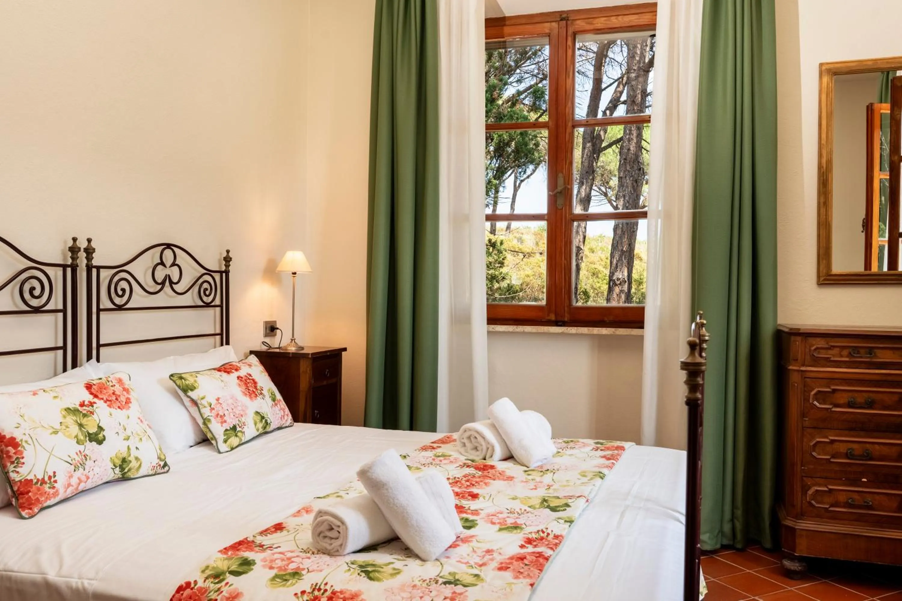 Bed in Tenuta Delle Ripalte