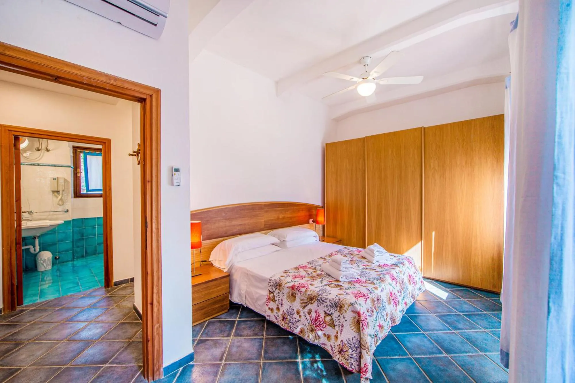 Bed in Tenuta Delle Ripalte