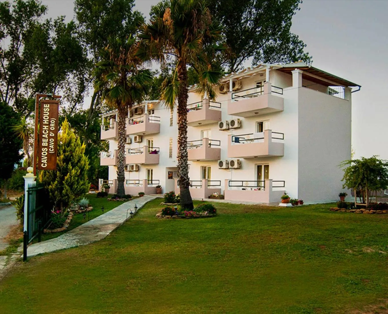 Property building in Cavos Beach House