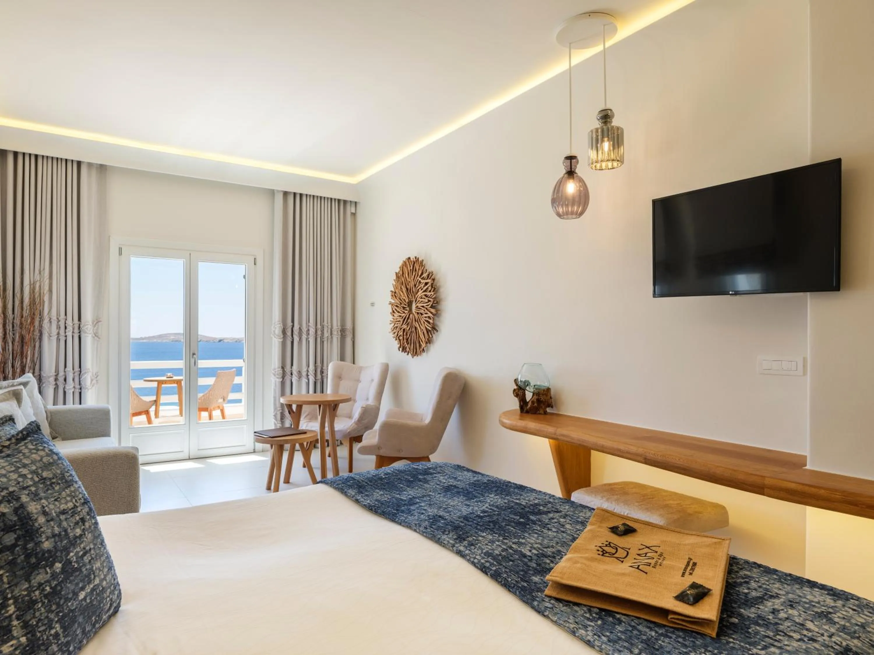 Bed in Anax Resort and Spa