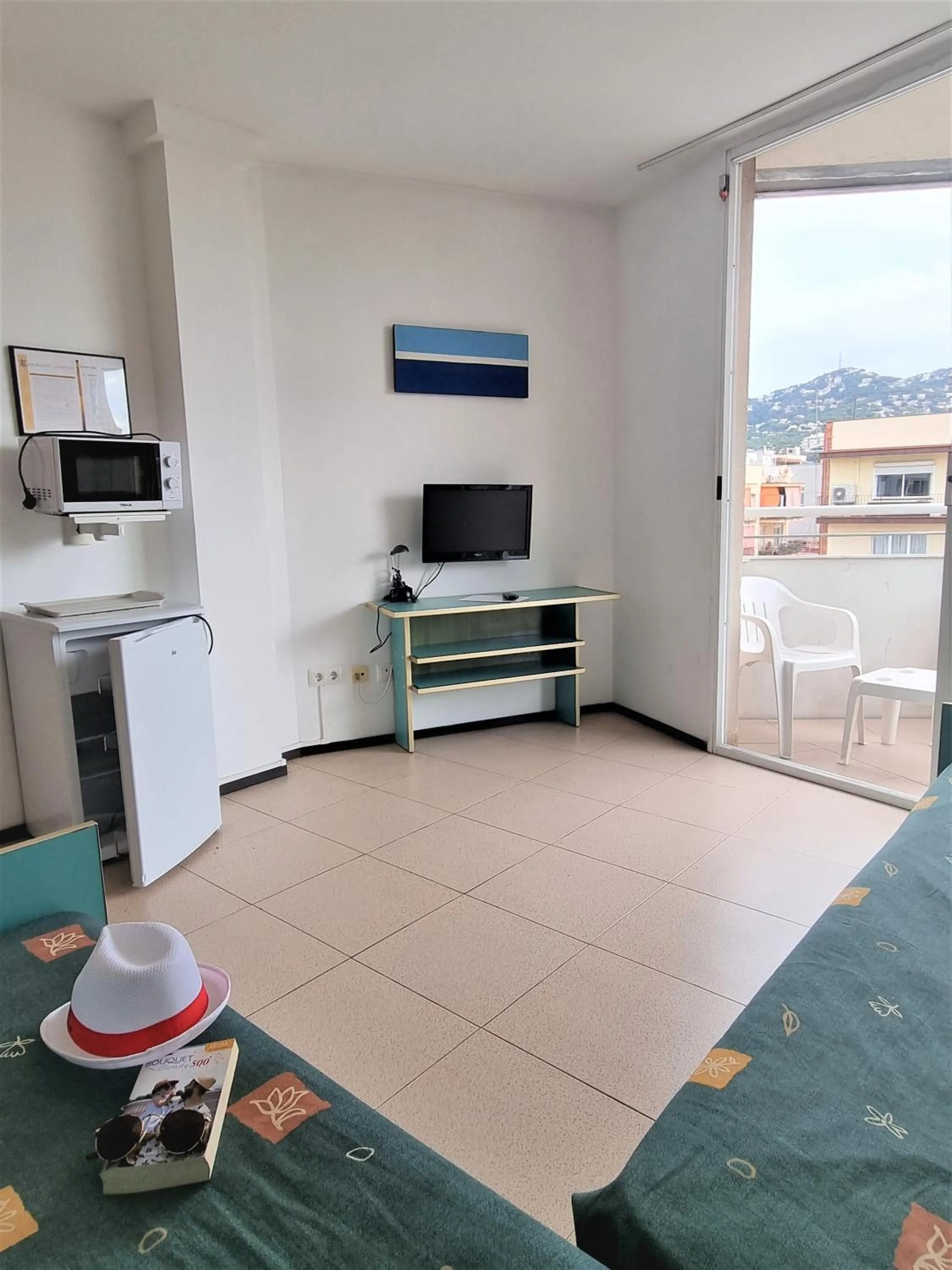 Dining area in Apartments Lloret Sun