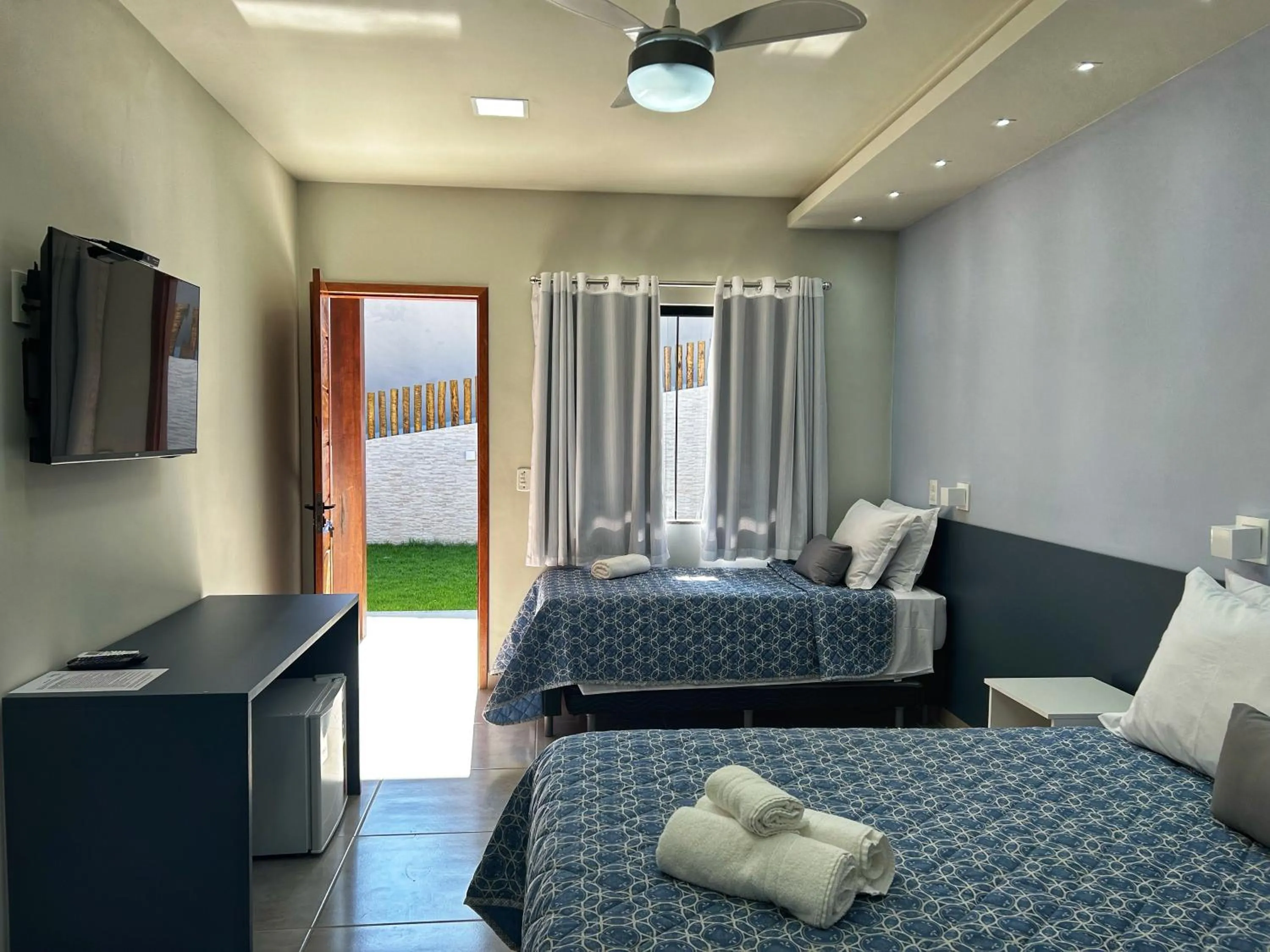 Photo of the whole room, Bed in Pousada CafeMar Búzios