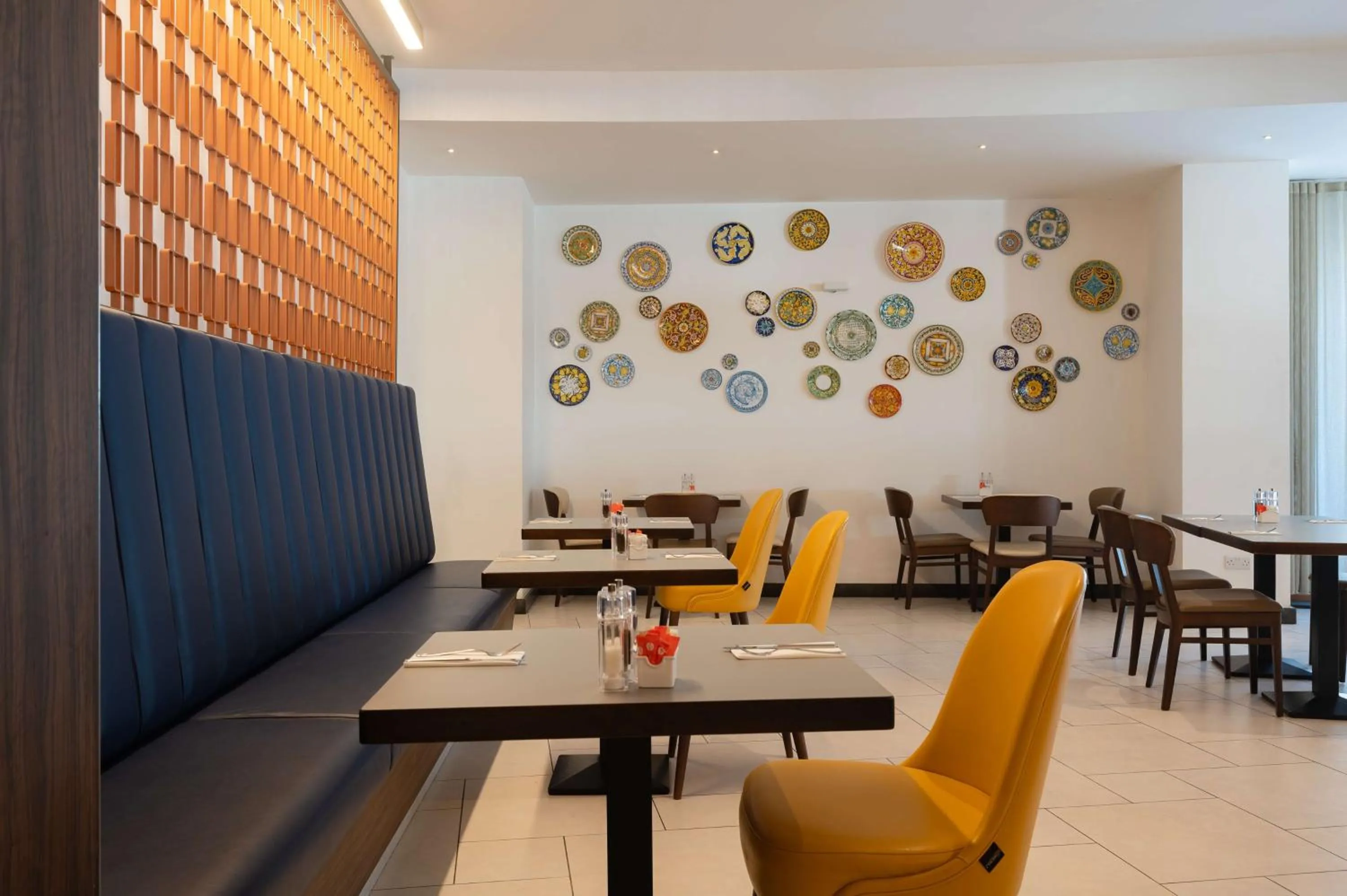 Restaurant/places to eat in DoubleTree by Hilton Malta