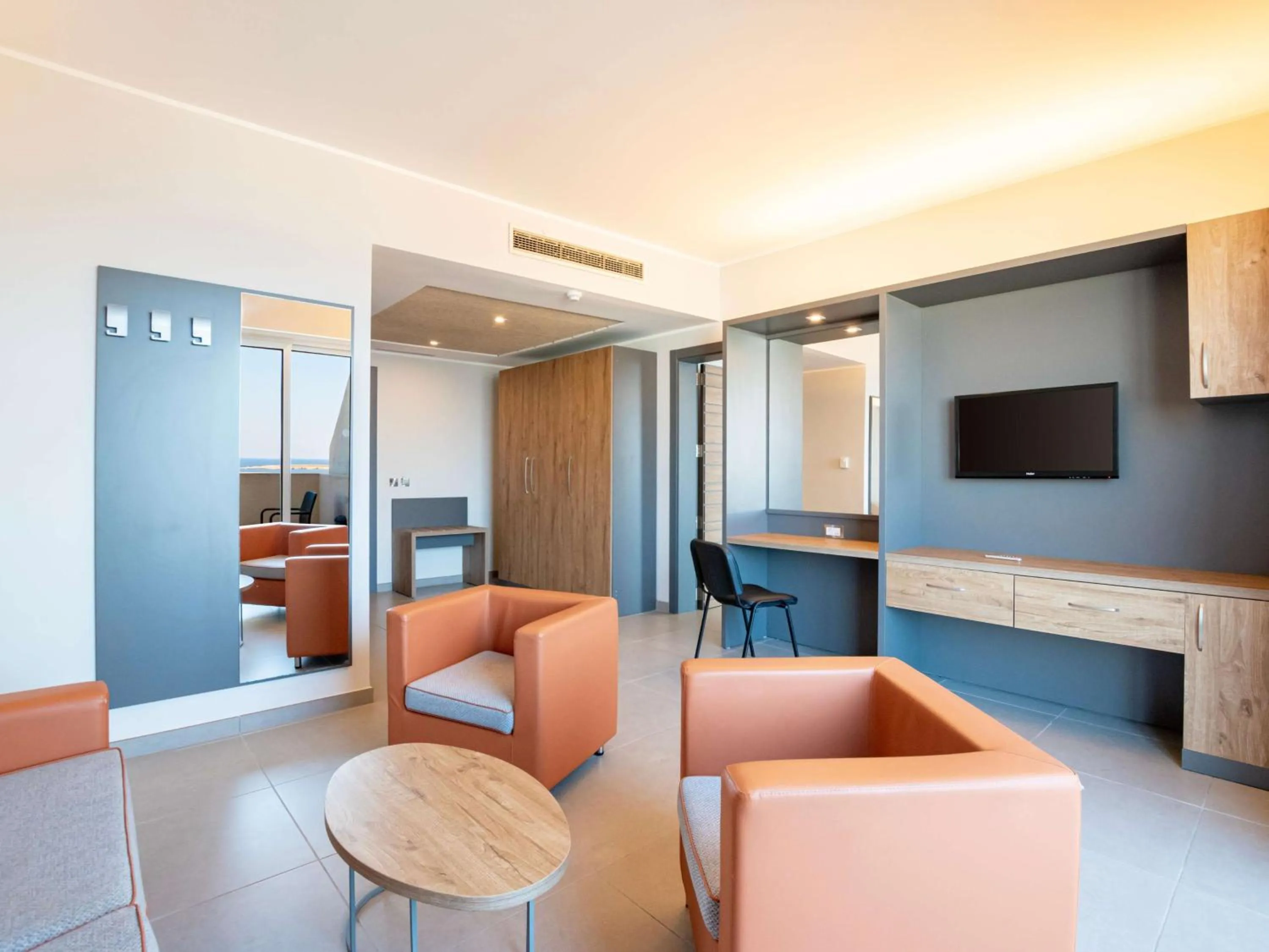 Living room in DoubleTree by Hilton Malta