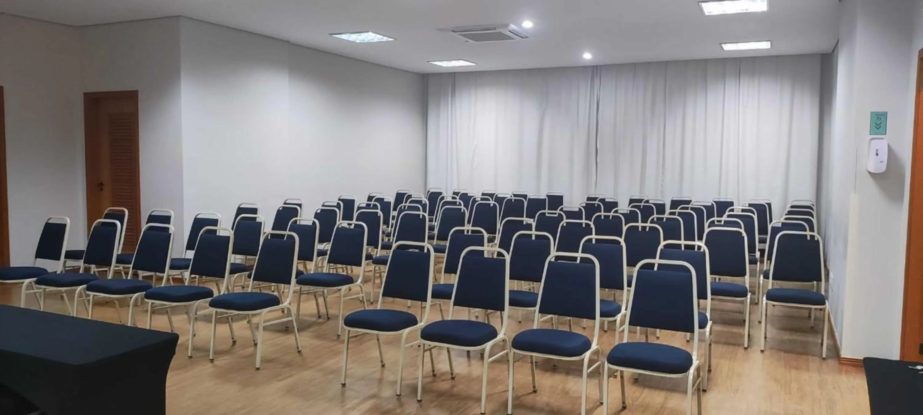 Meeting/conference room in Bristol Centro Civico Curitiba