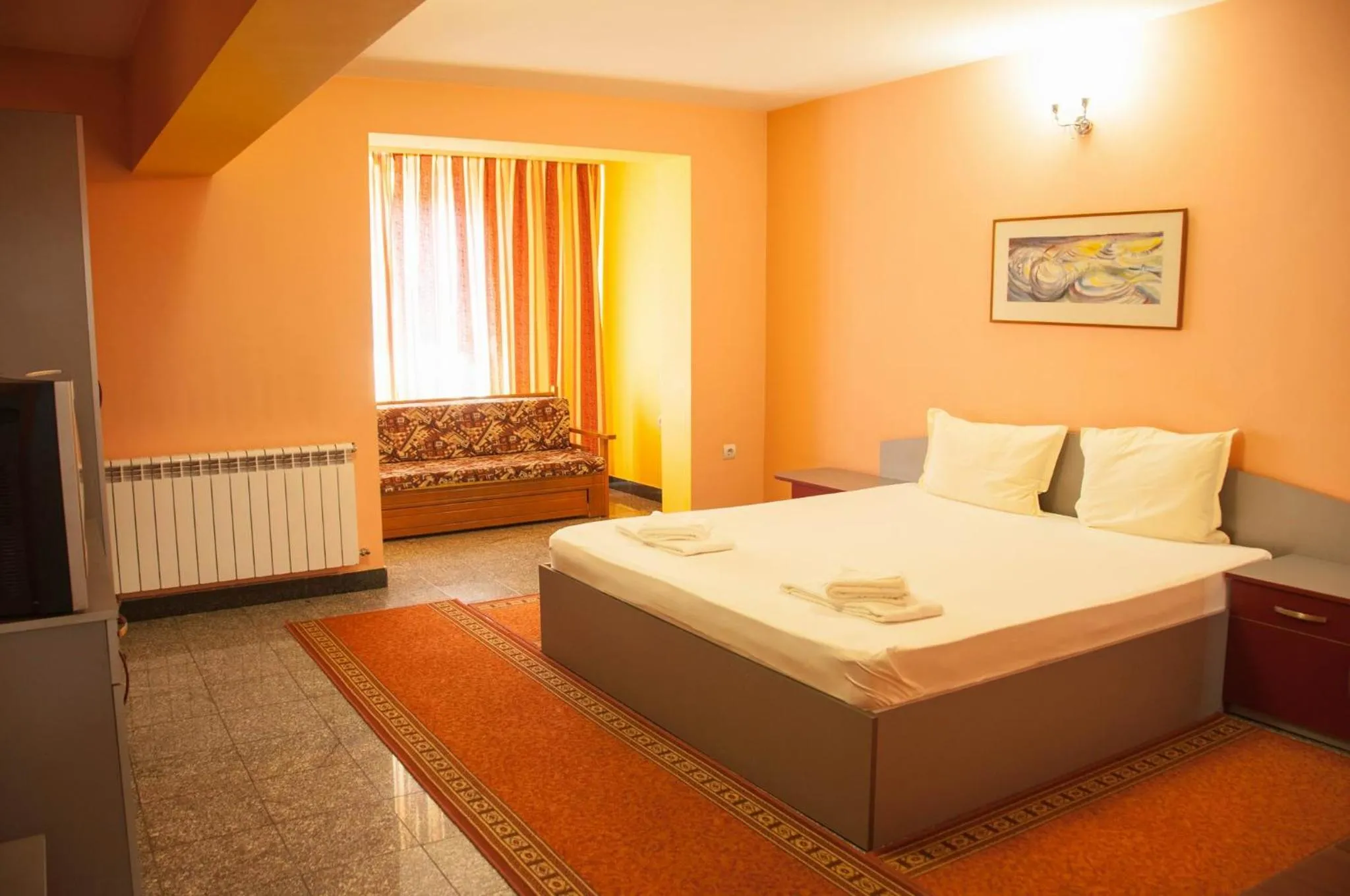 Photo of the whole room, Bed in Hotel Ertancom