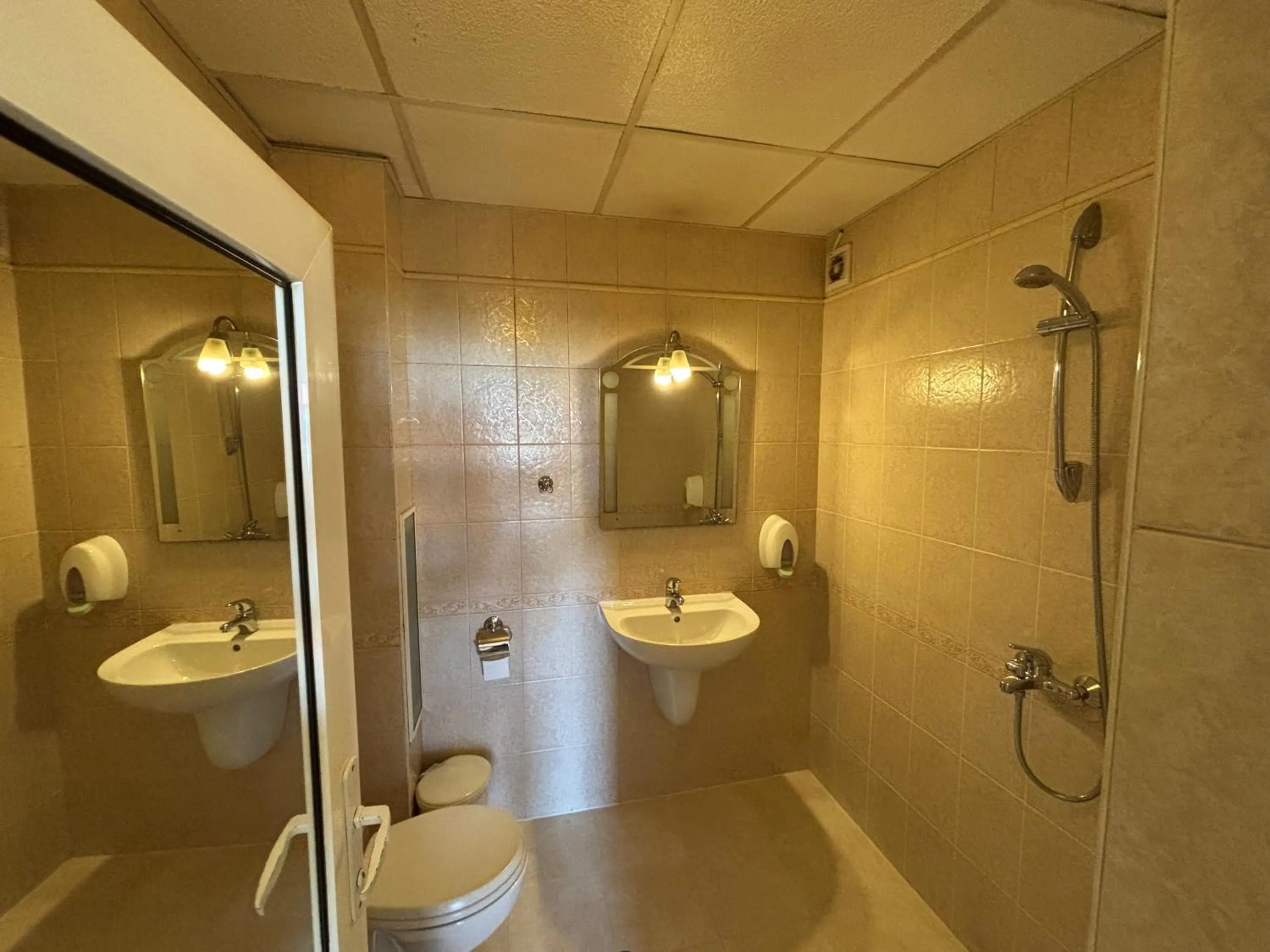 Hotel Ertancom