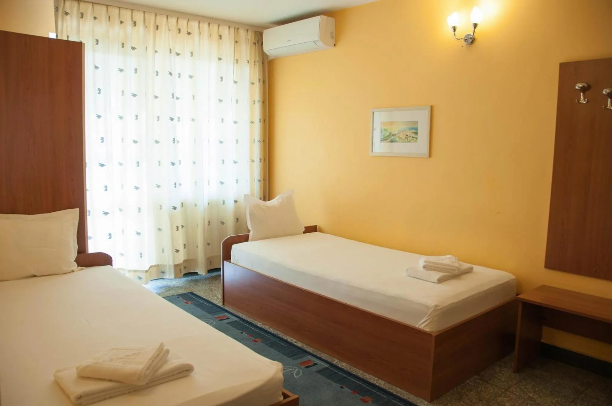 Photo of the whole room, Bed in Hotel Ertancom