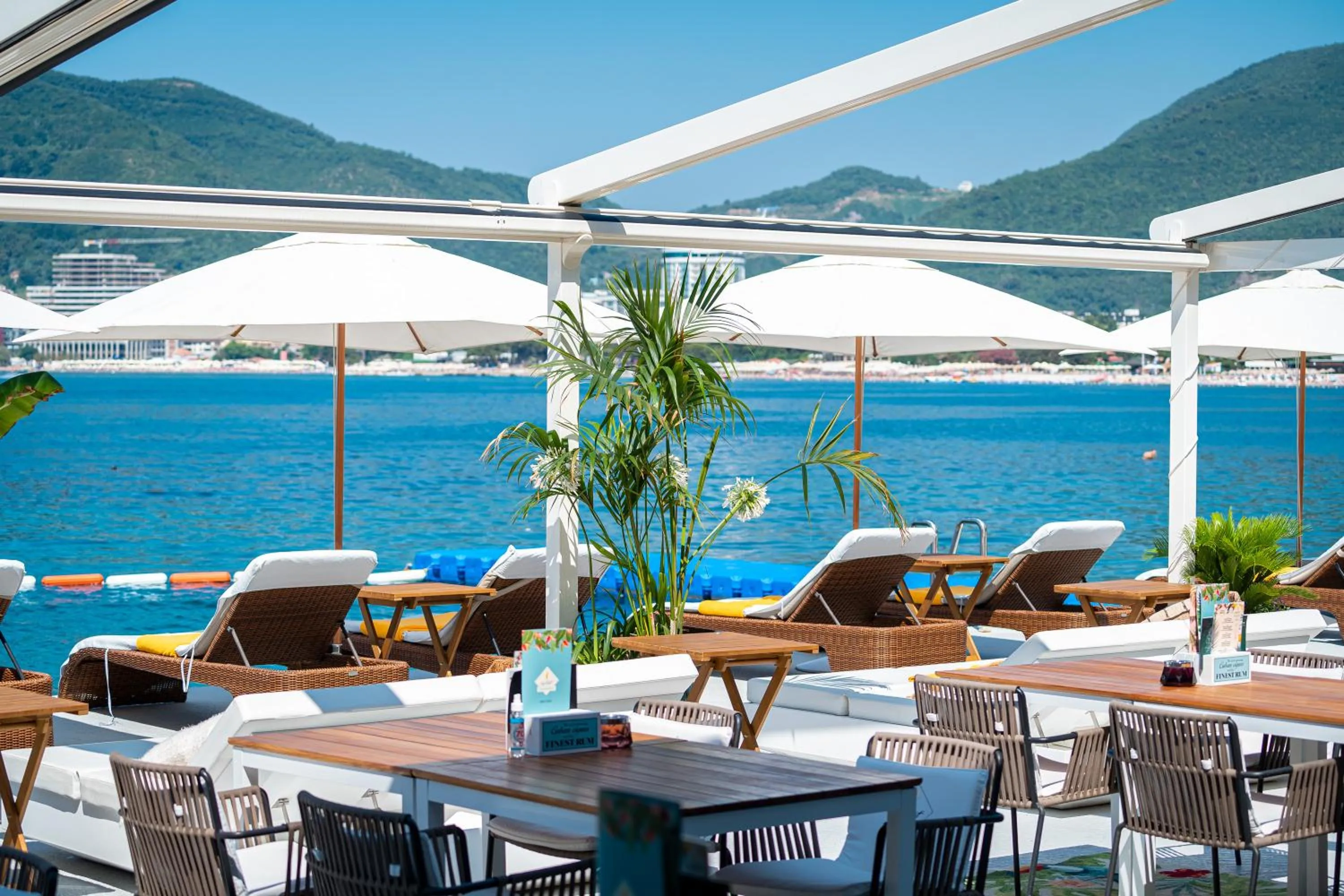 Restaurant/places to eat in Dukley Hotel & Resort