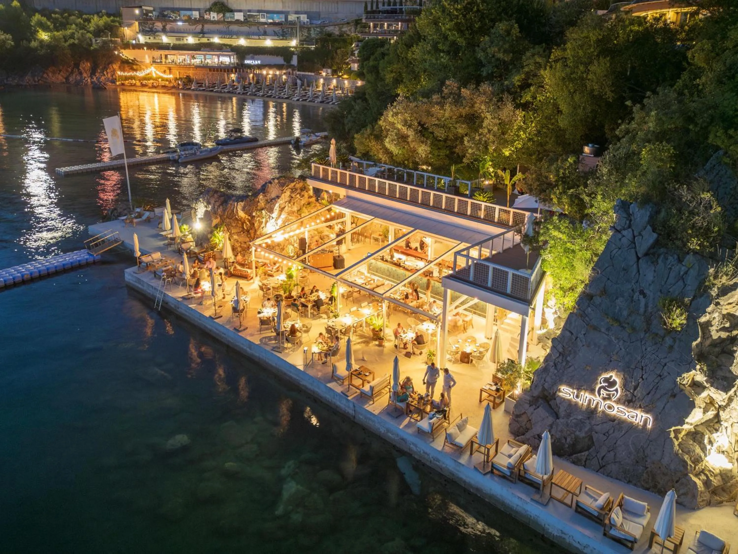 Restaurant/places to eat in Dukley Hotel & Resort