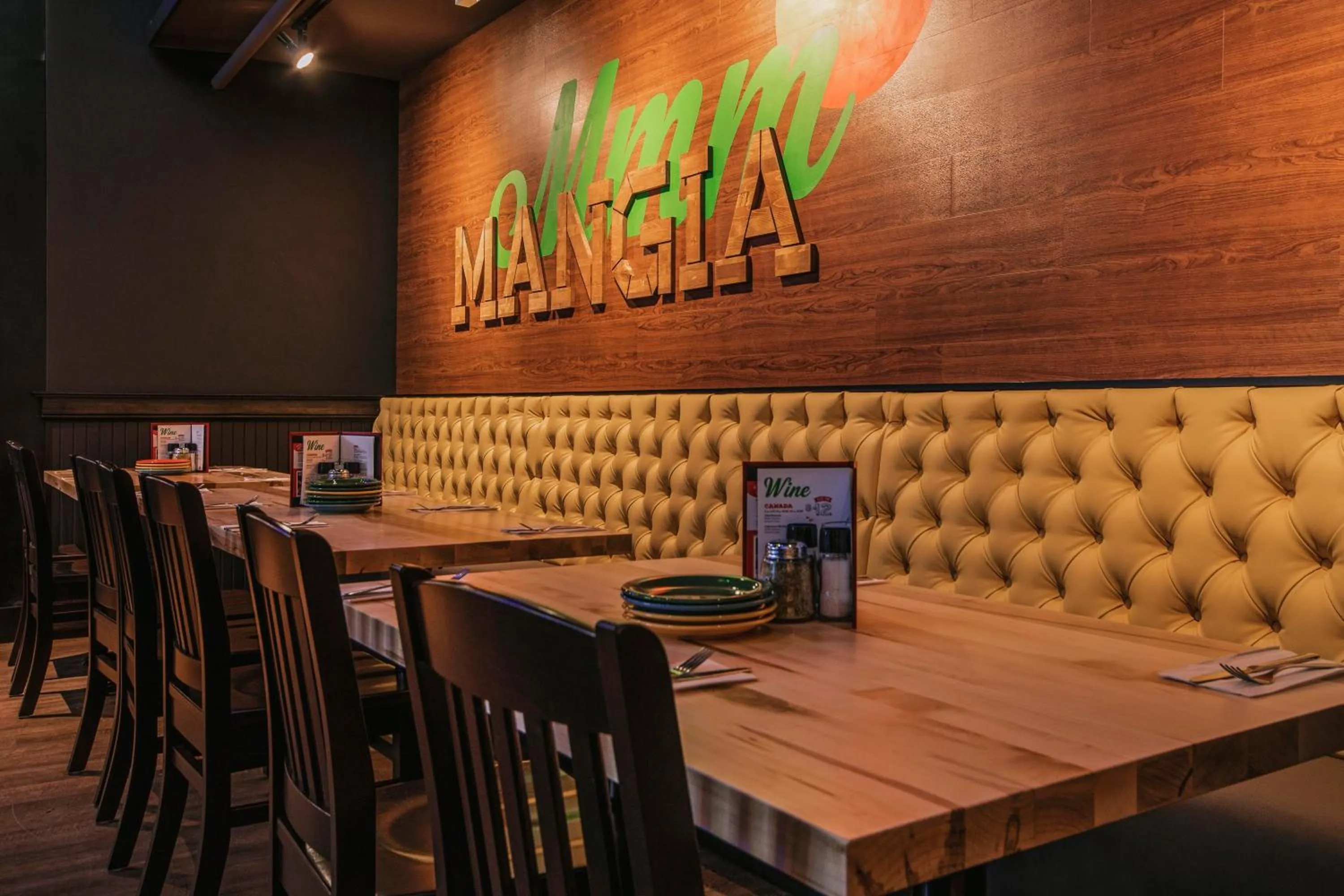 Restaurant/places to eat in Holiday Inn St Johns by IHG