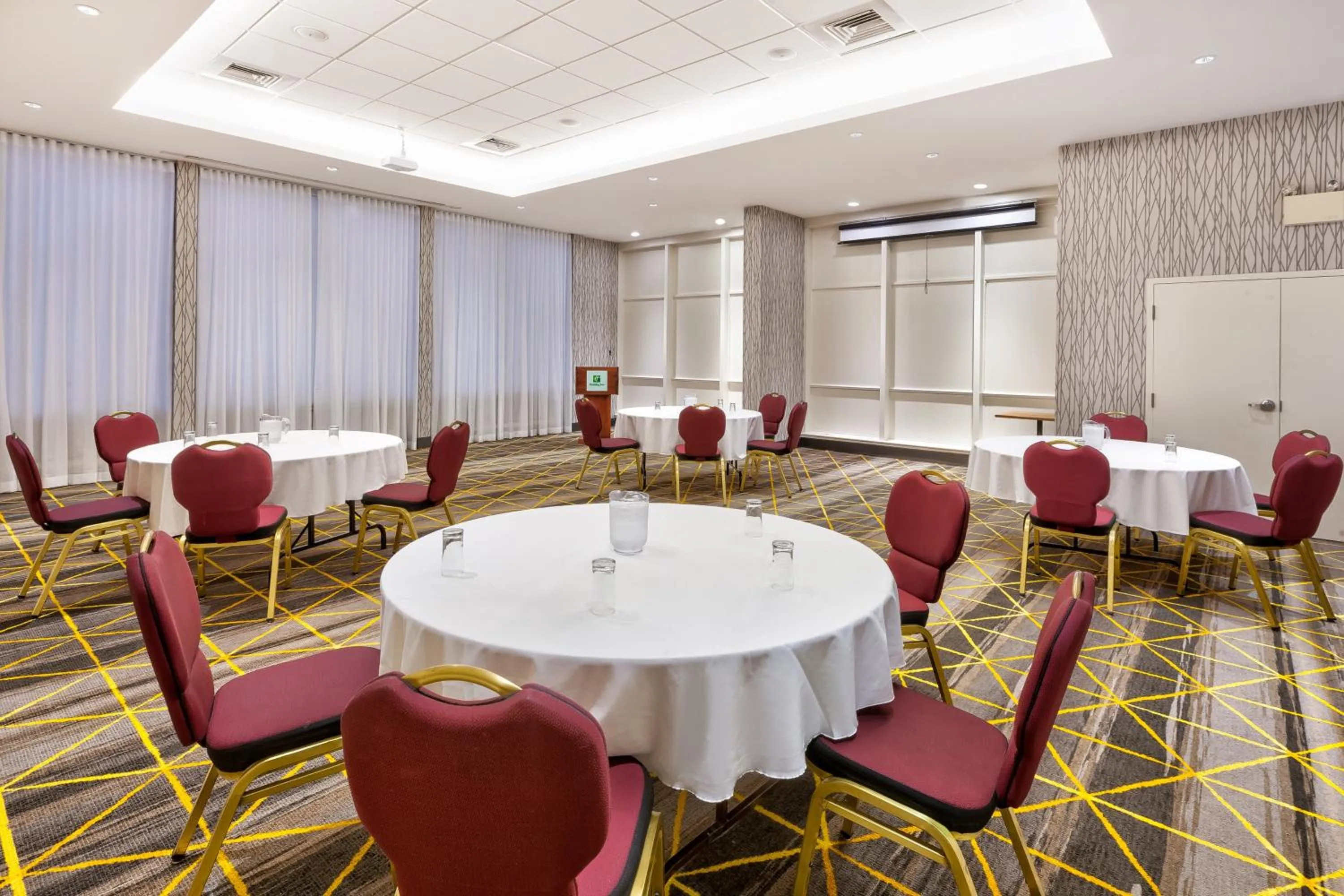 Meeting/conference room in Holiday Inn St Johns by IHG
