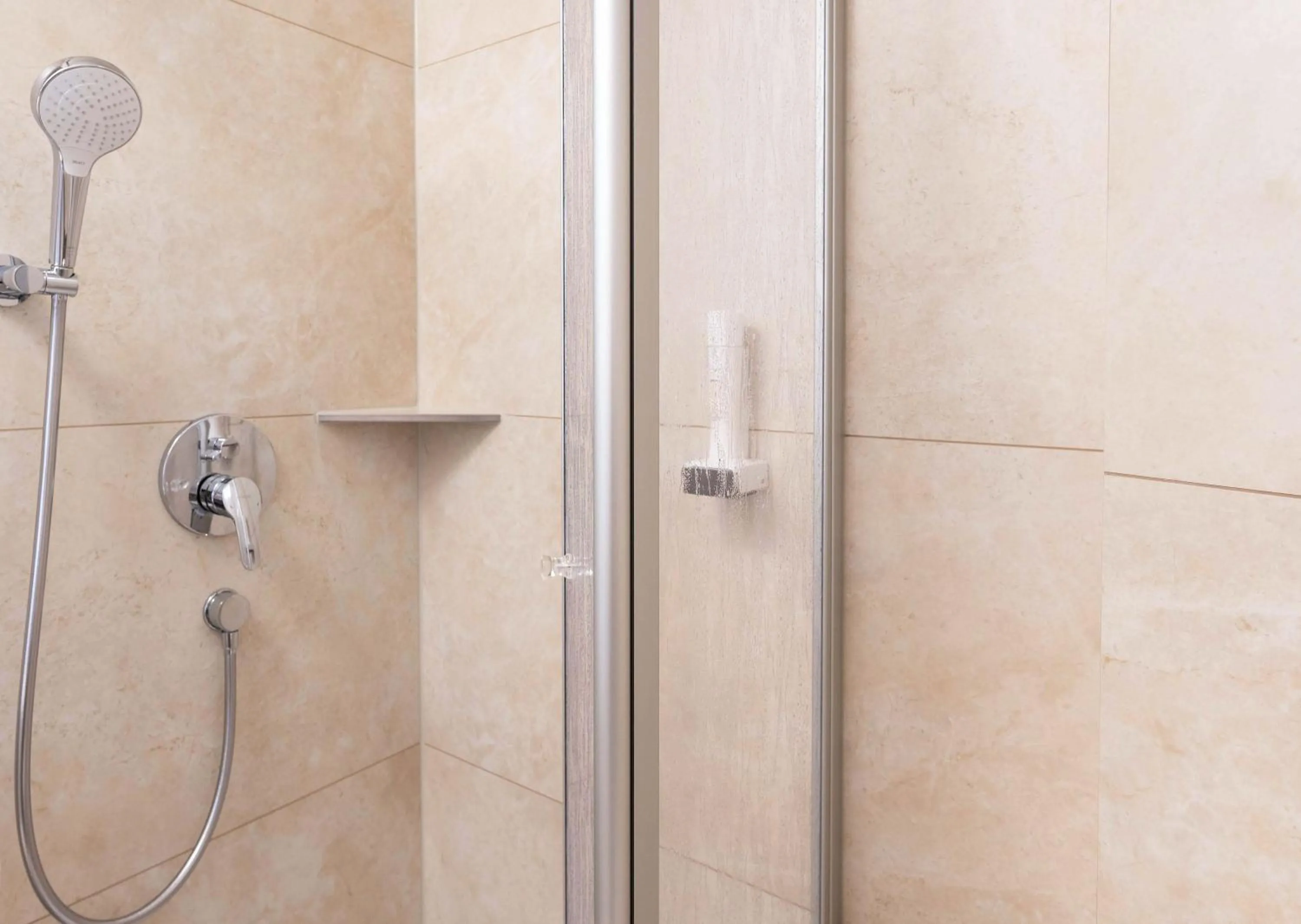 Shower in Hotel Gasthof Rosenwirt