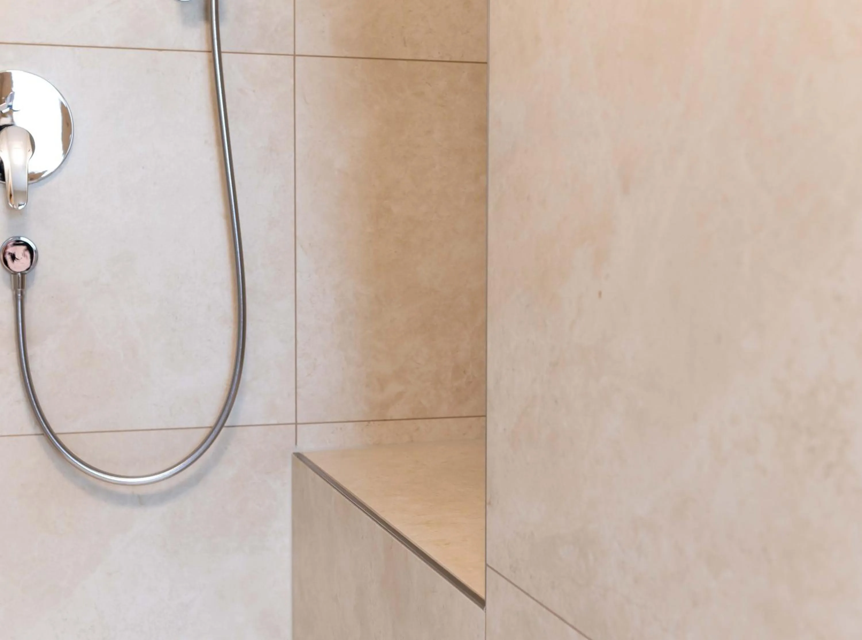 Shower in Hotel Gasthof Rosenwirt