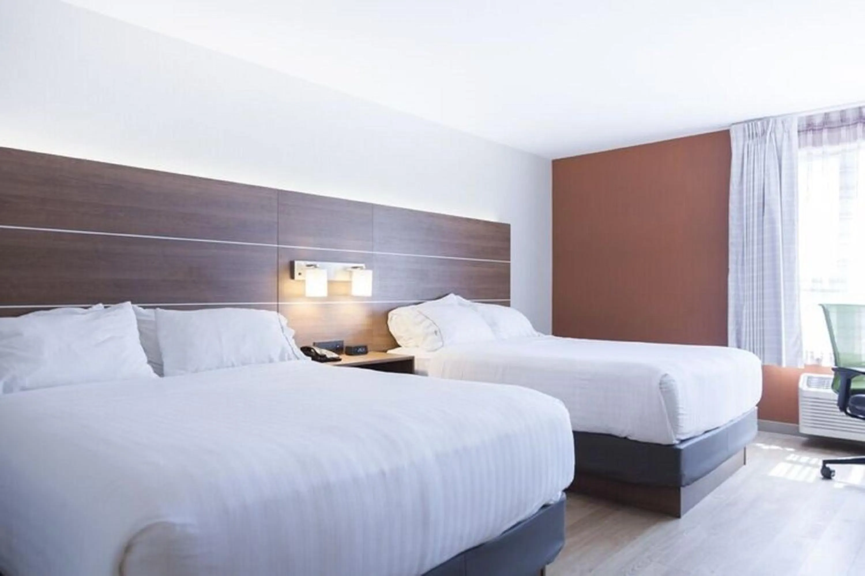 Photo of the whole room, Bed in Holiday Inn Express Hotel & Suites Charlottetown by IHG