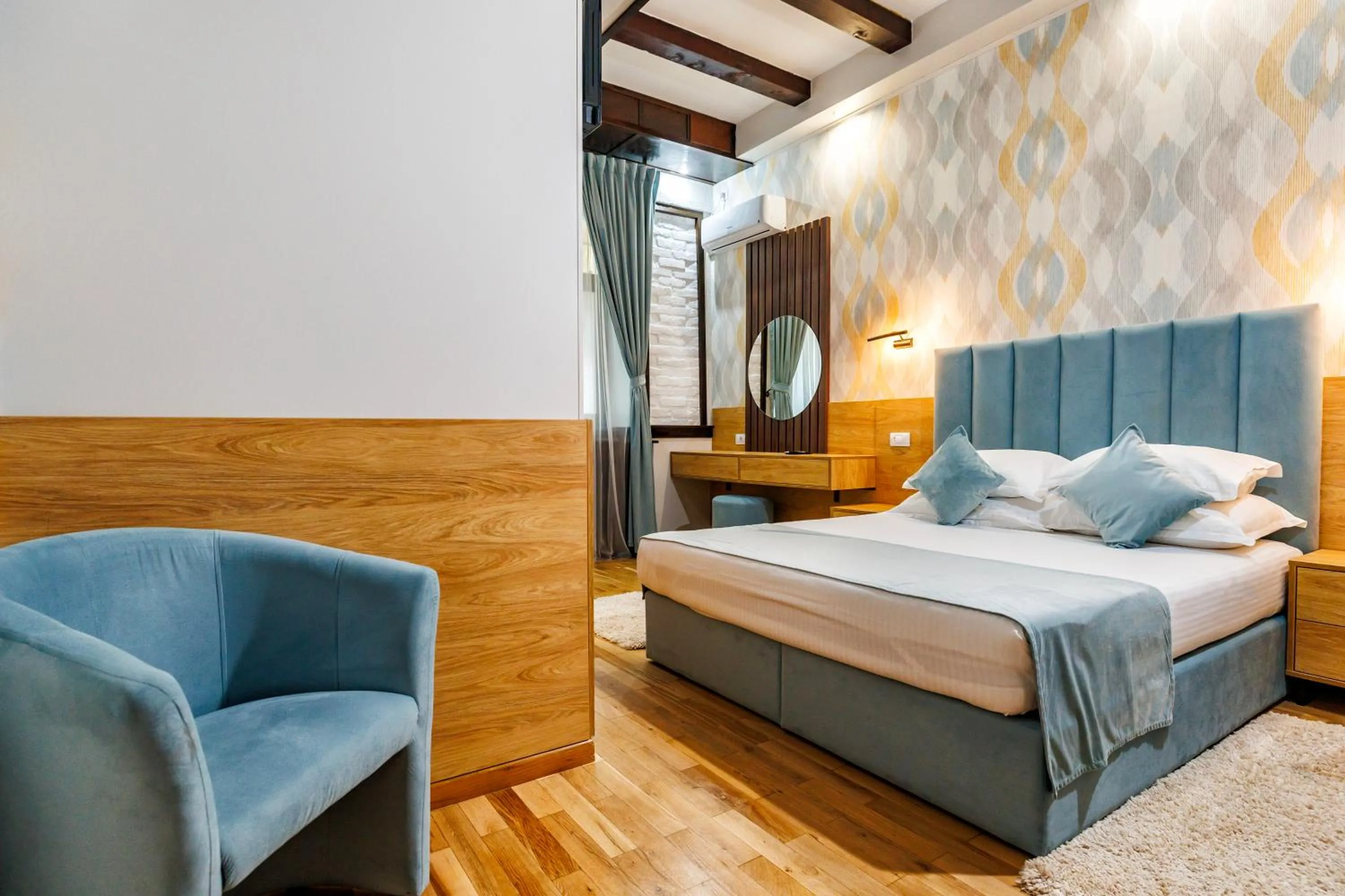 Photo of the whole room, Bed in La Strada Boutique Villa