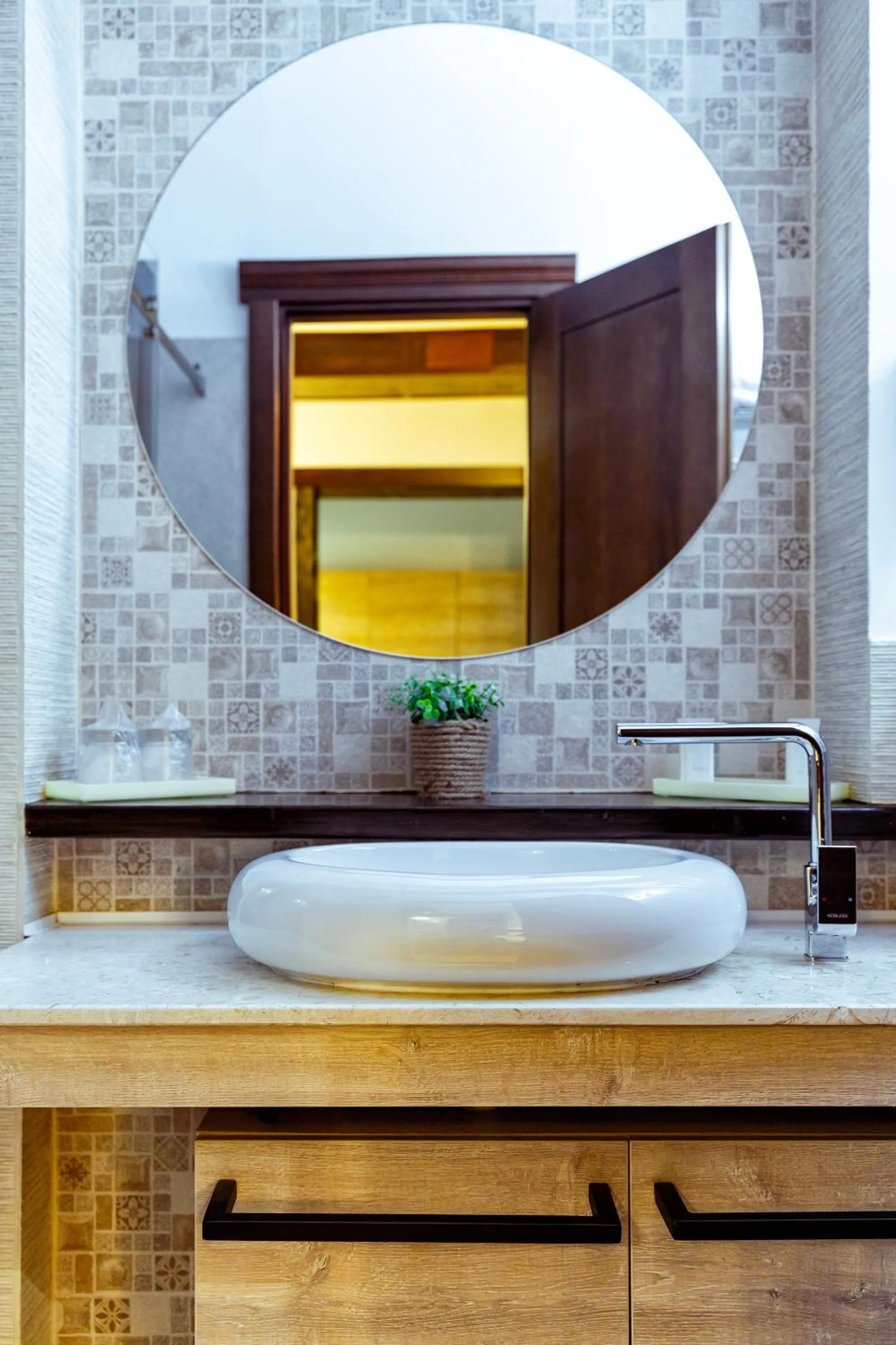 Bathroom in La Strada Boutique Villa