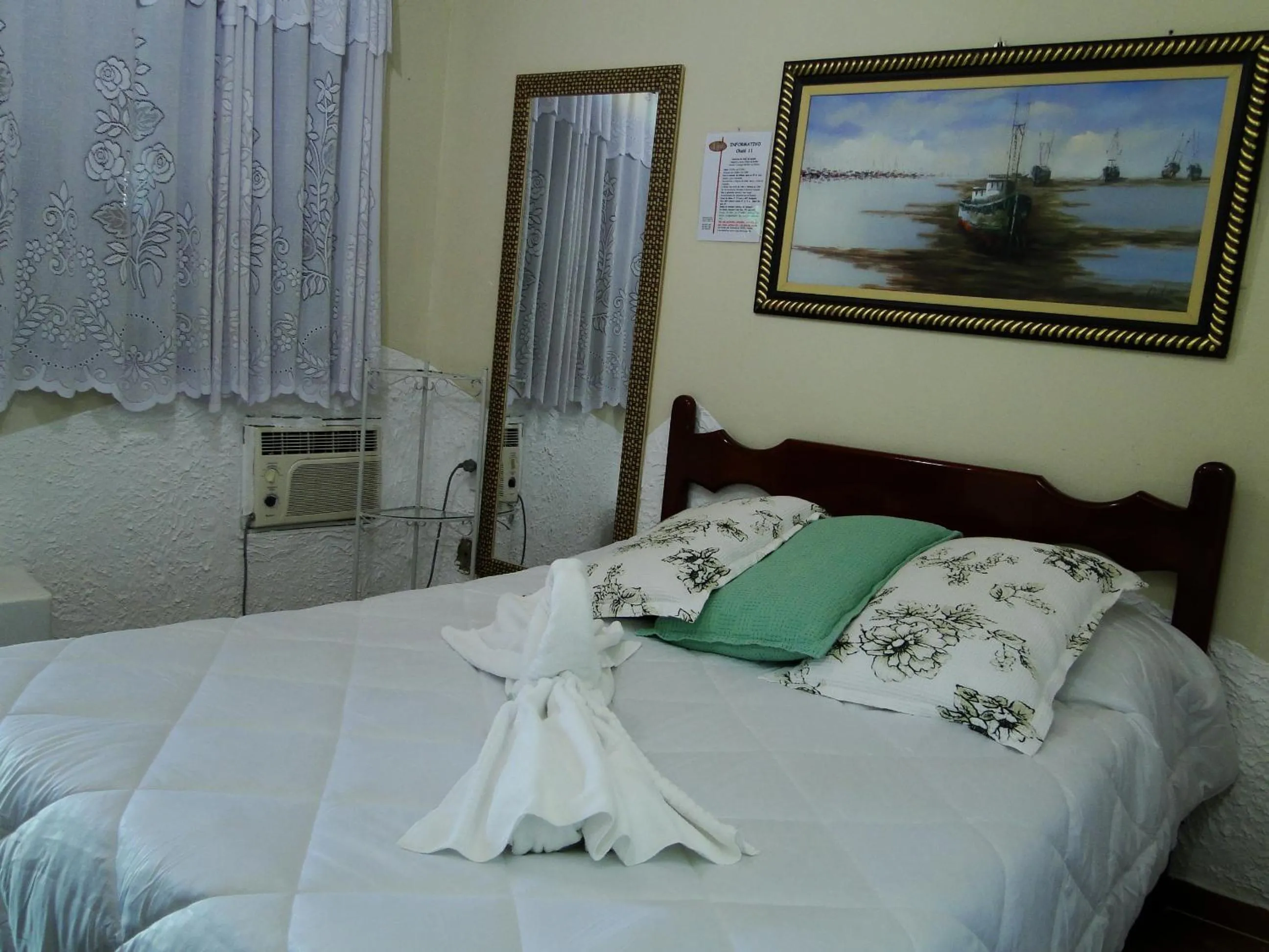 Photo of the whole room, Bed in Pousada das Acerolas