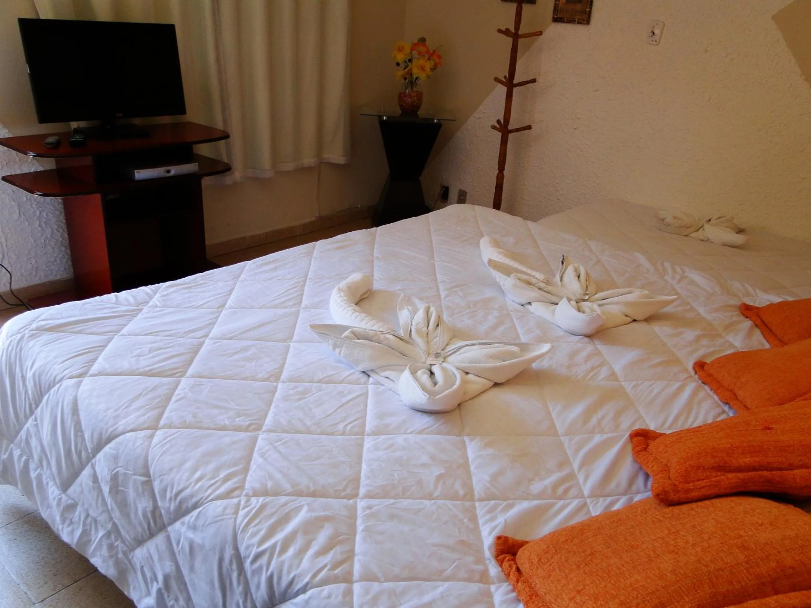Photo of the whole room, Bed in Pousada das Acerolas