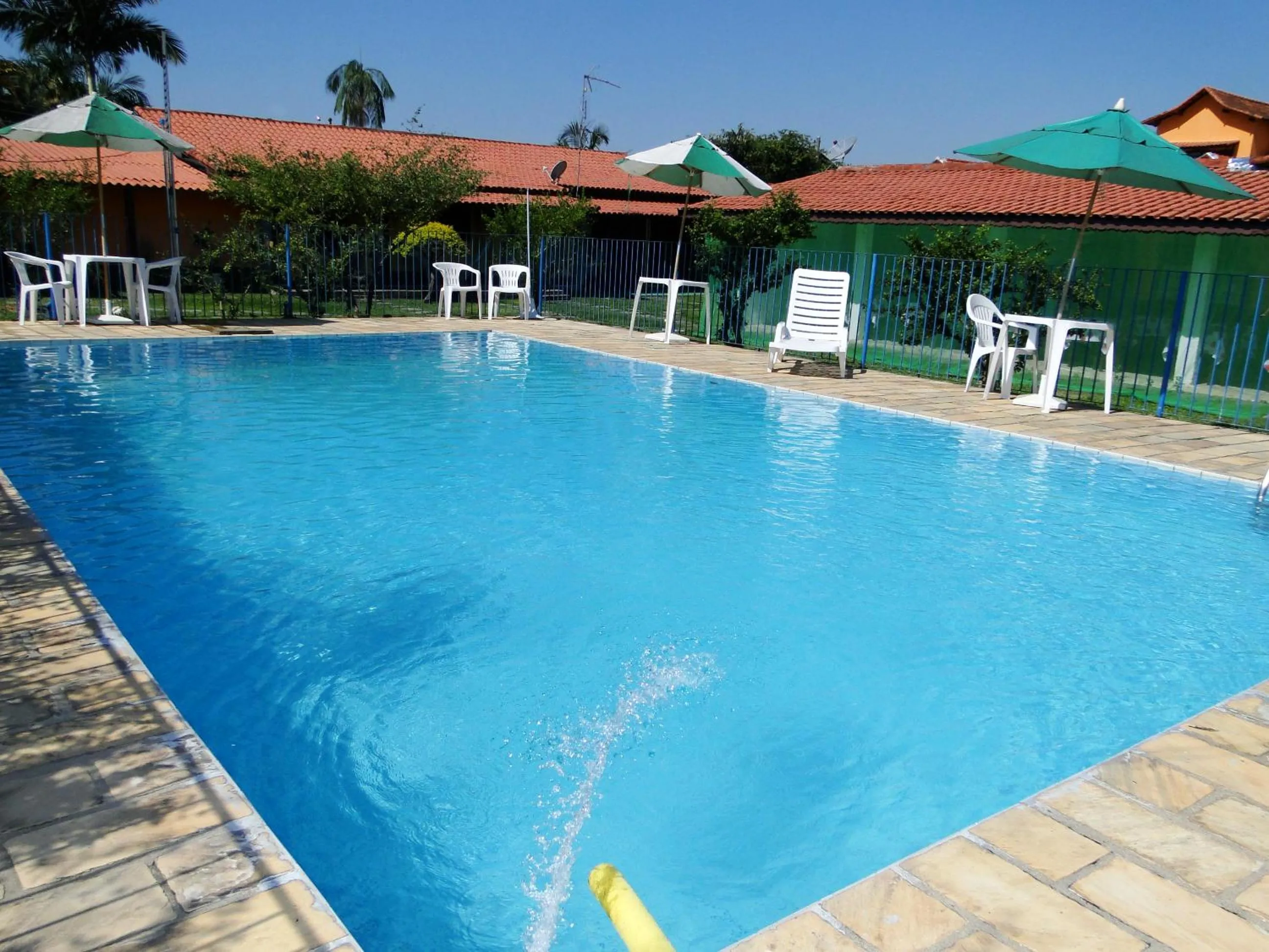 Swimming pool in Pousada das Acerolas