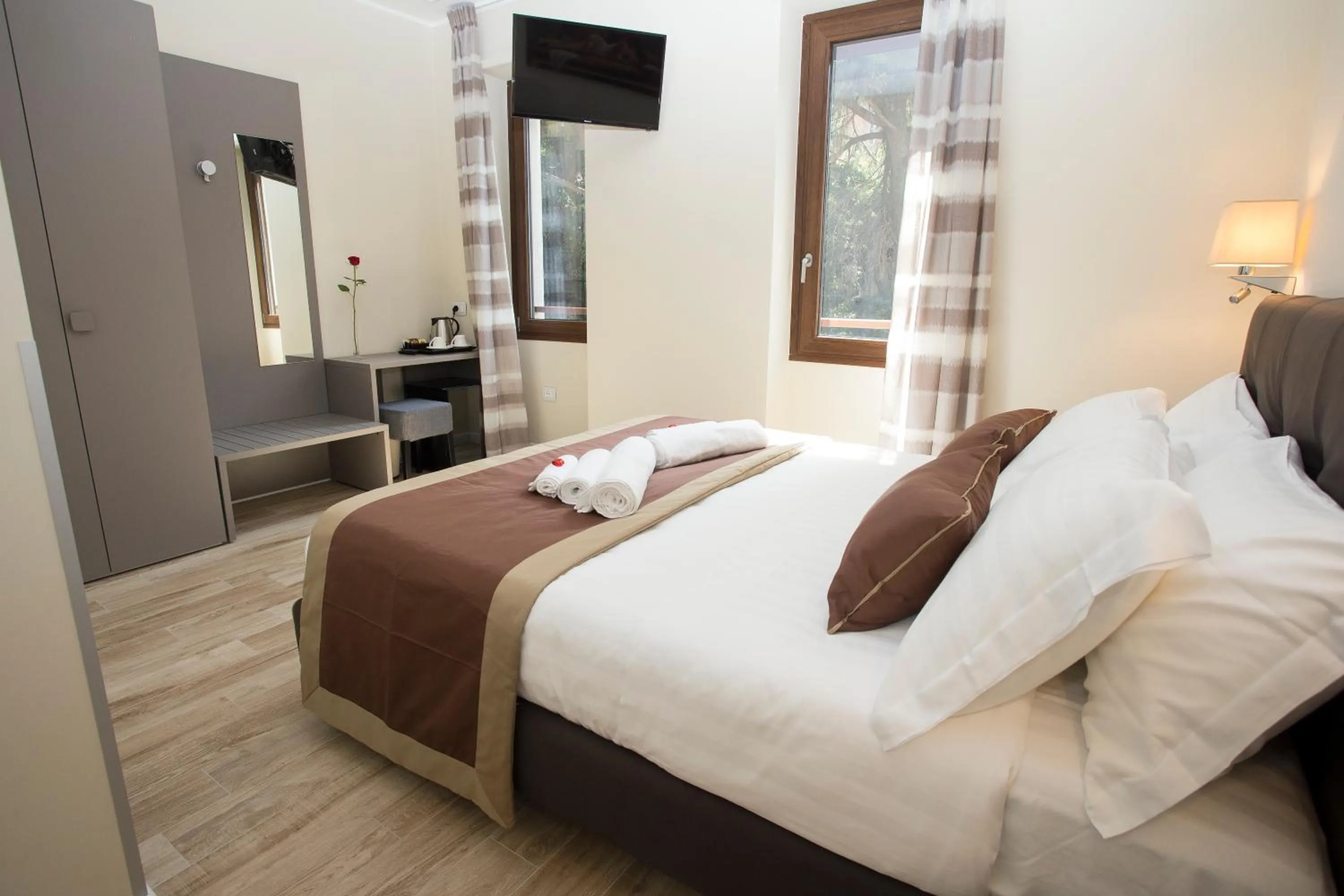 Photo of the whole room, Bed in Leonardo Da Vinci Guest House