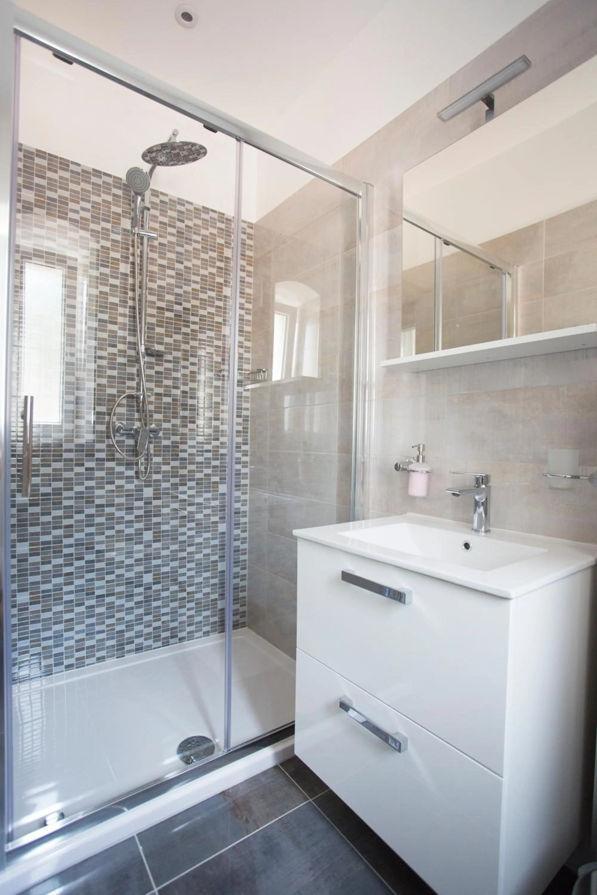 Bathroom in Nirvana rooms Split