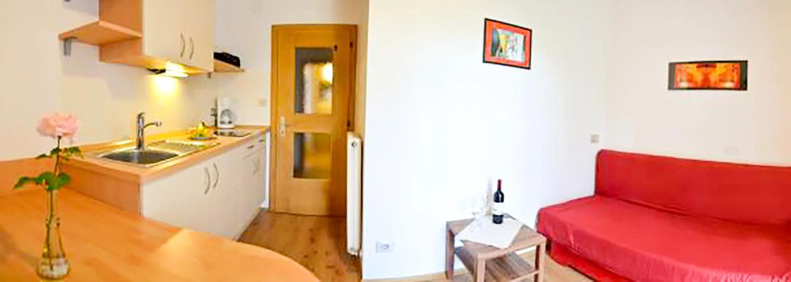 Kitchen or kitchenette in Gästehaus Thaler