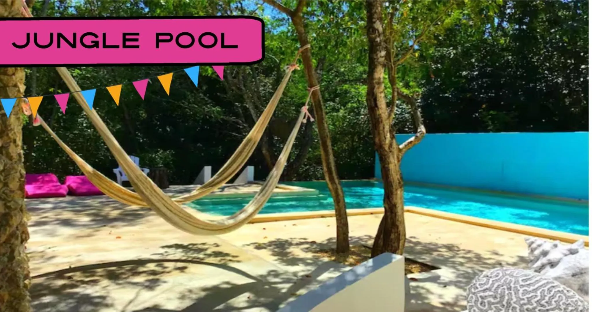 Swimming pool in CaSa AKUMAL