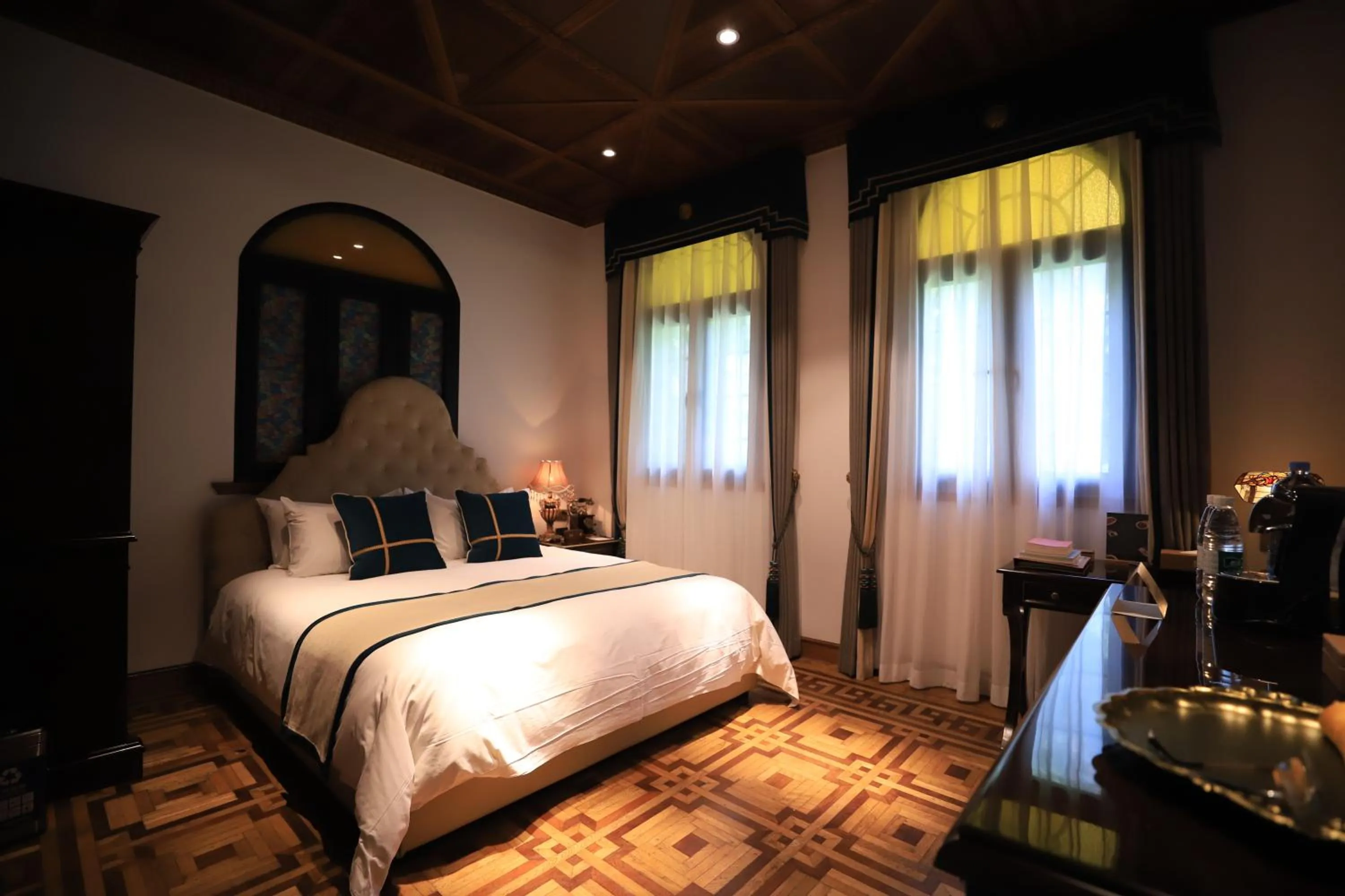 Bed in Shanghai Moller Villa Hotel