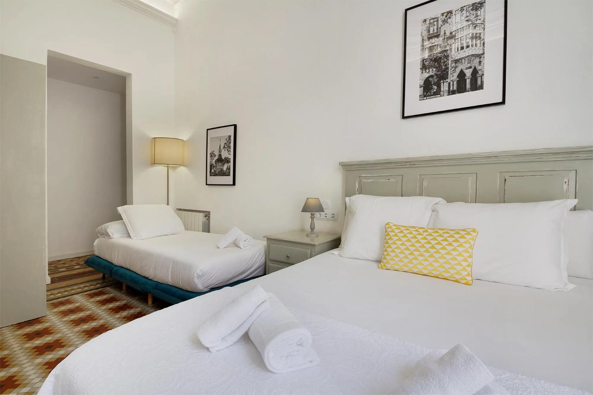 Photo of the whole room, Bed in Hostal Girona