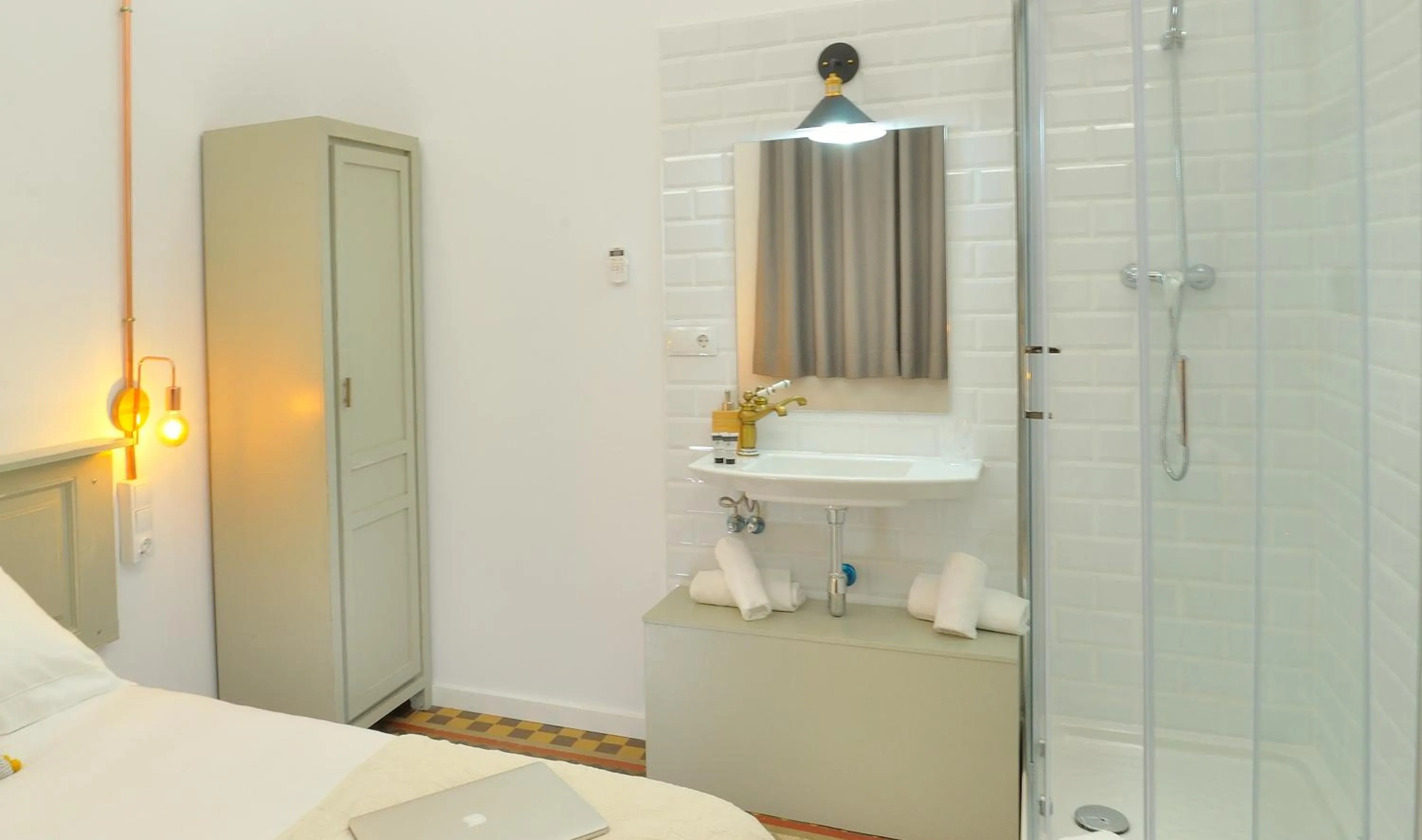 Decorative detail, Bed in Hostal Girona