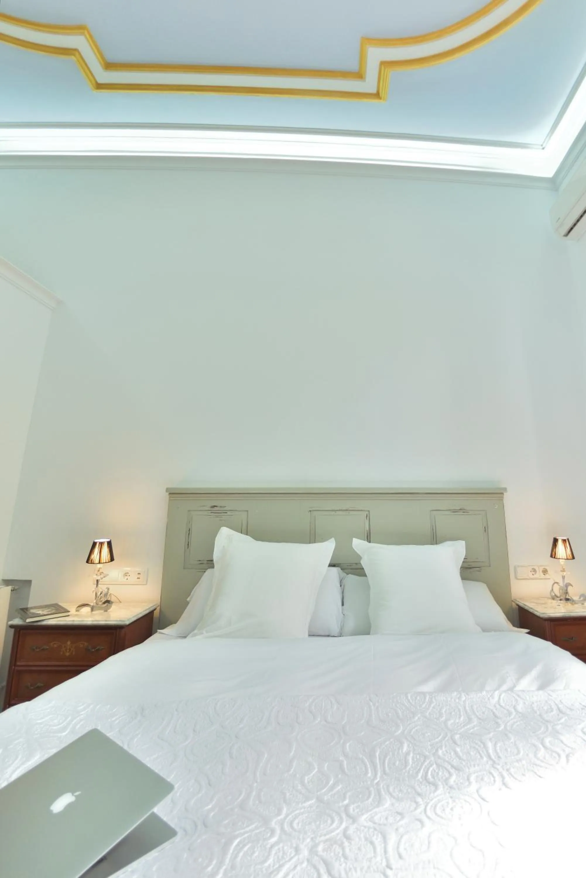 Bedroom, Bed in Hostal Girona