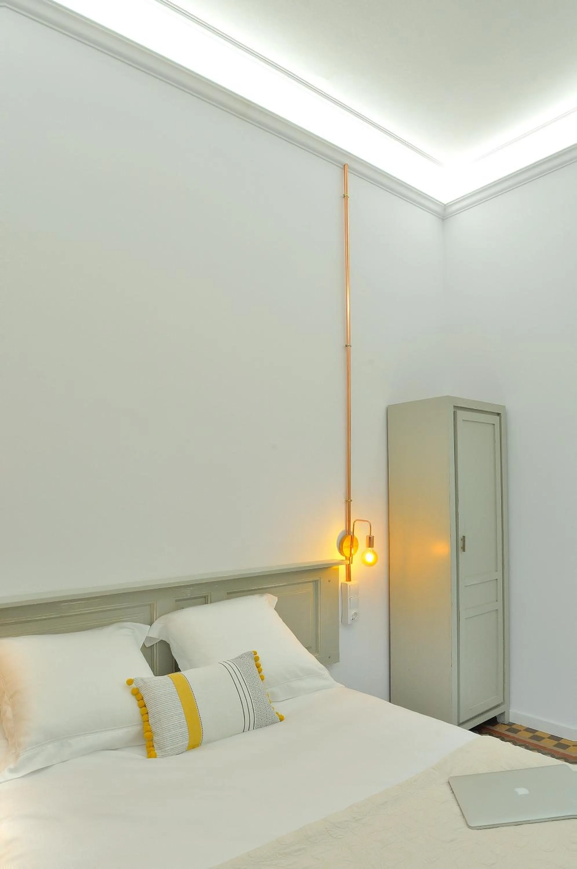 Photo of the whole room, Bed in Hostal Girona