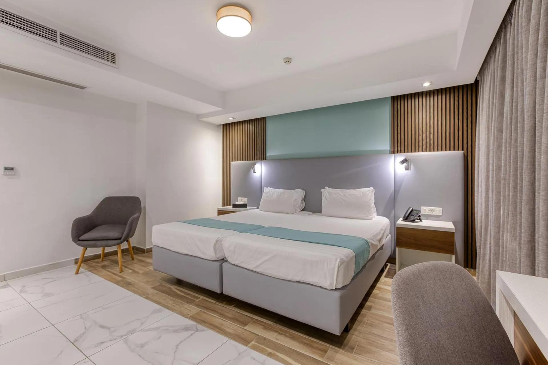 Bed in Solana Hotel & Spa