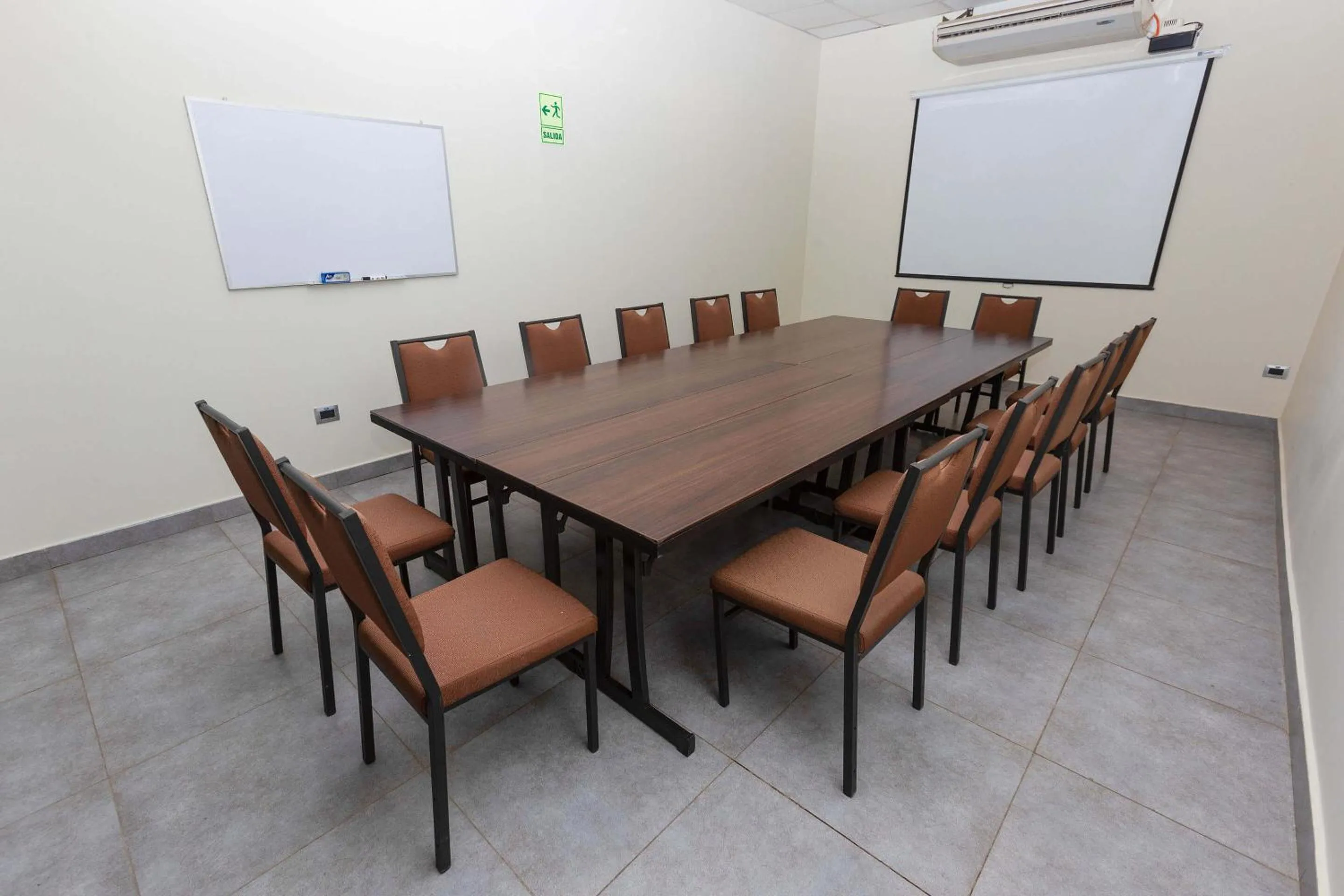 Meeting/conference room in Casa Andina Standard Talara