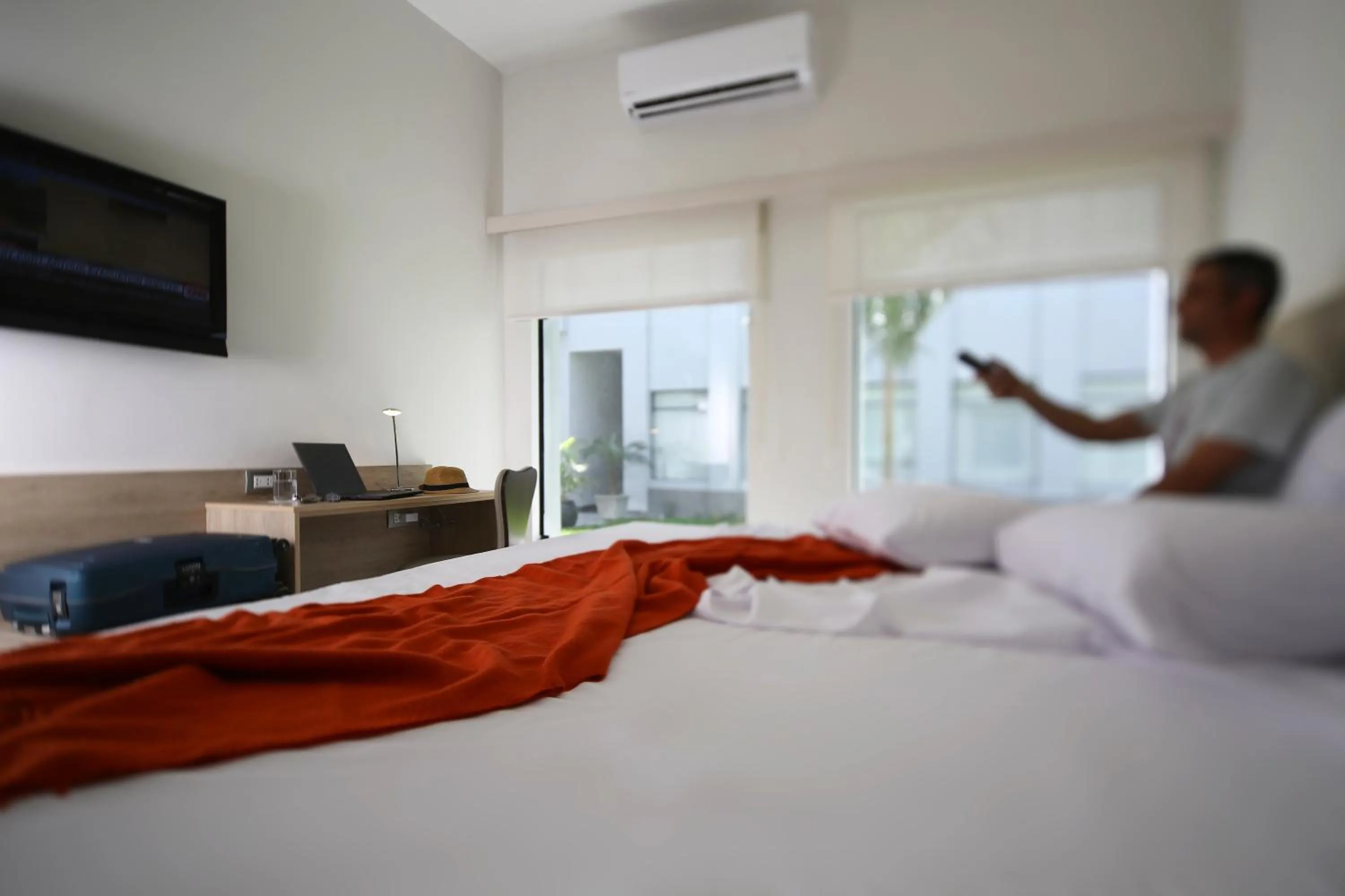 Shower, Bed in Casa Andina Standard Piura