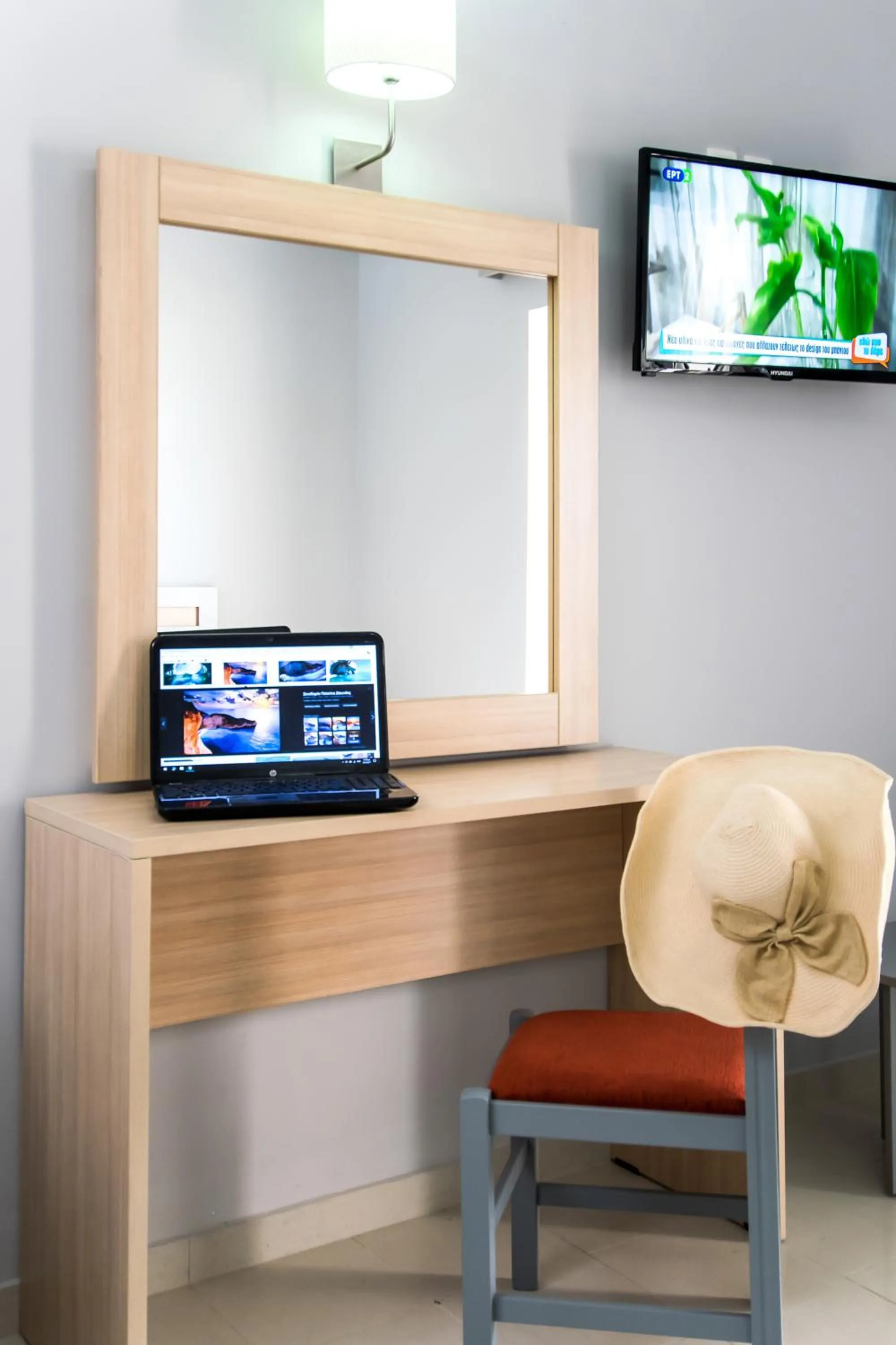 TV and multimedia in Hera Zakynthos Hotel