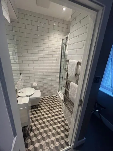 Bathroom in One Warwick Park Hotel