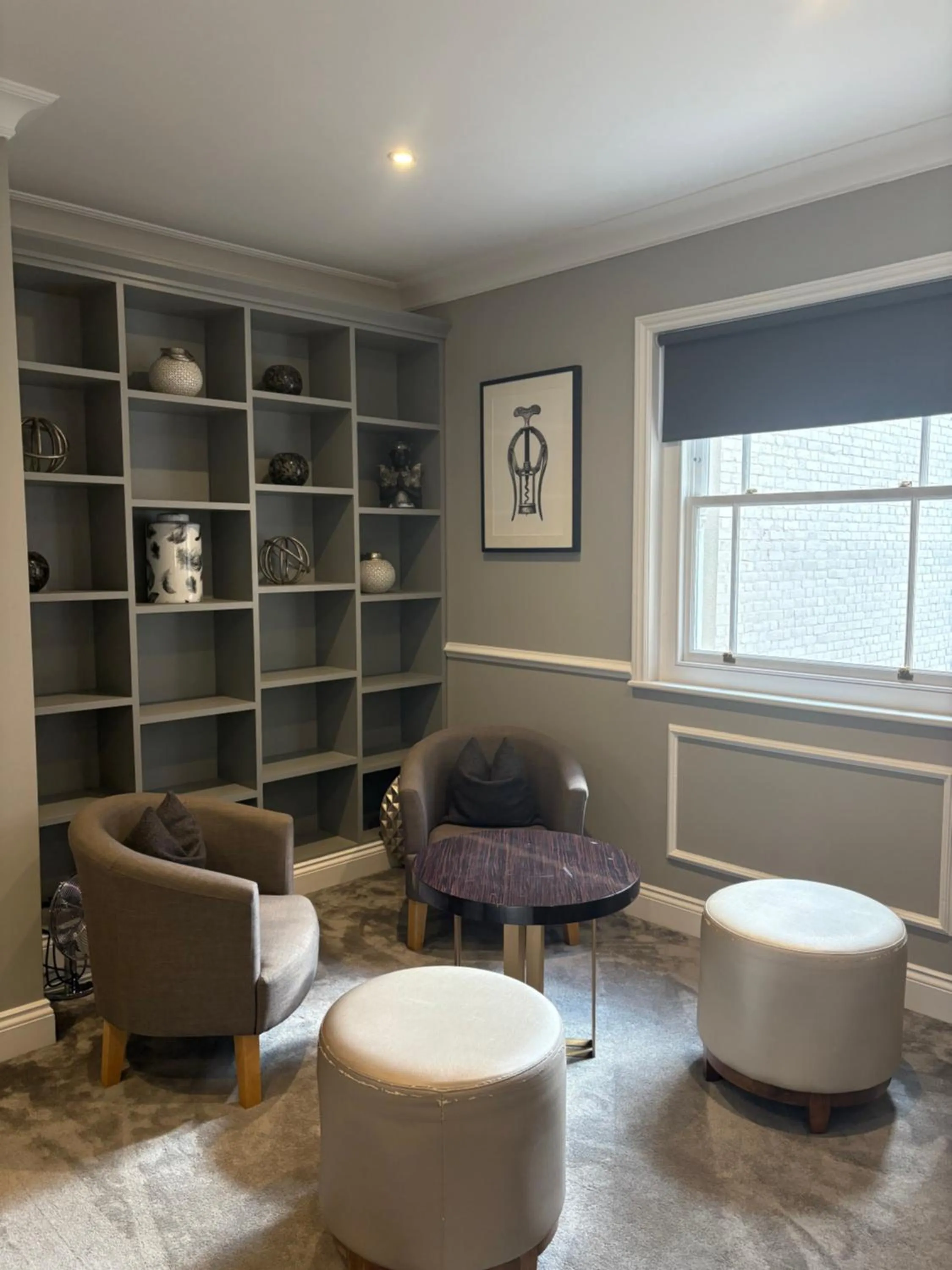 Seating area in One Warwick Park Hotel