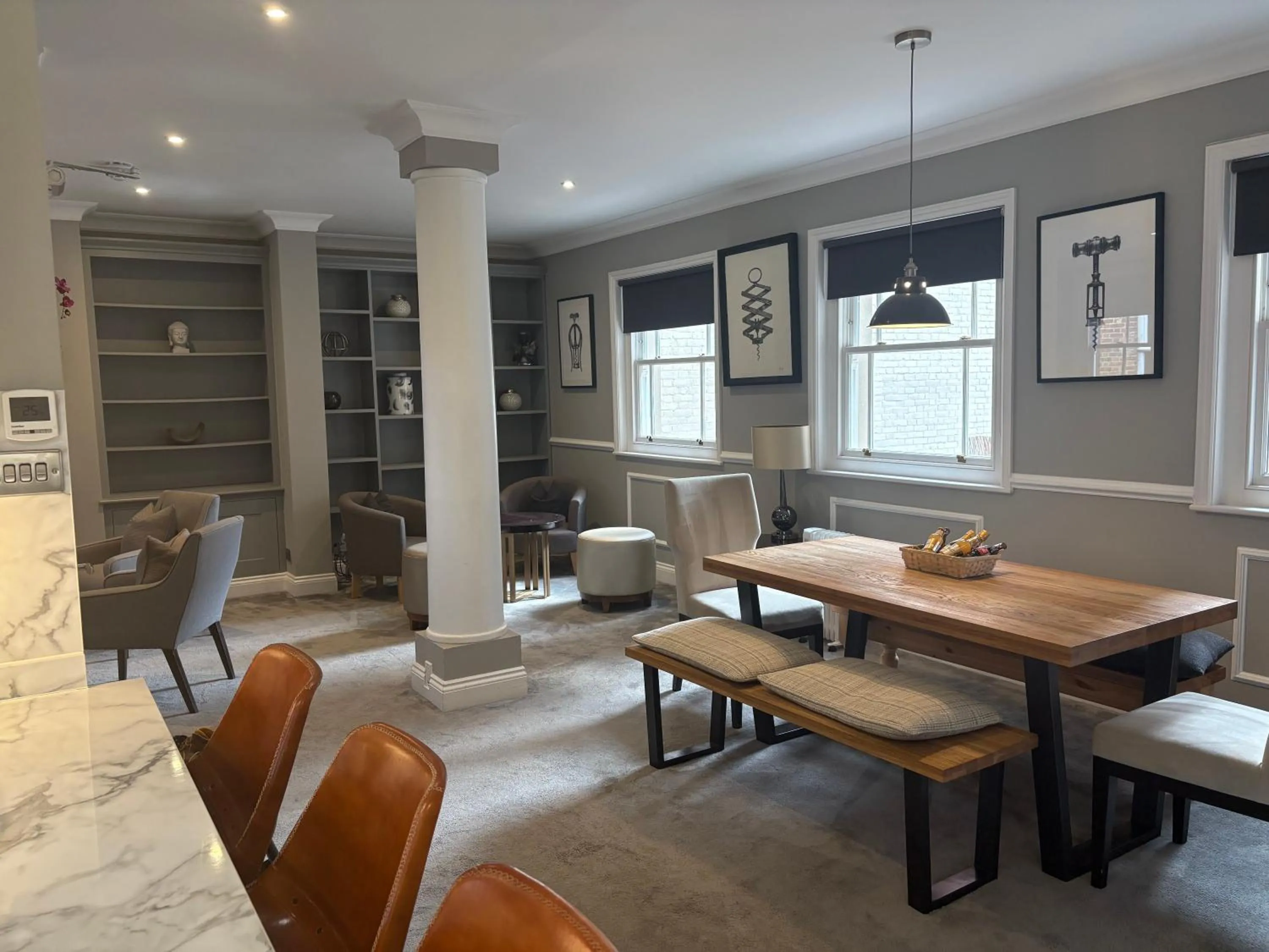 Living room in One Warwick Park Hotel