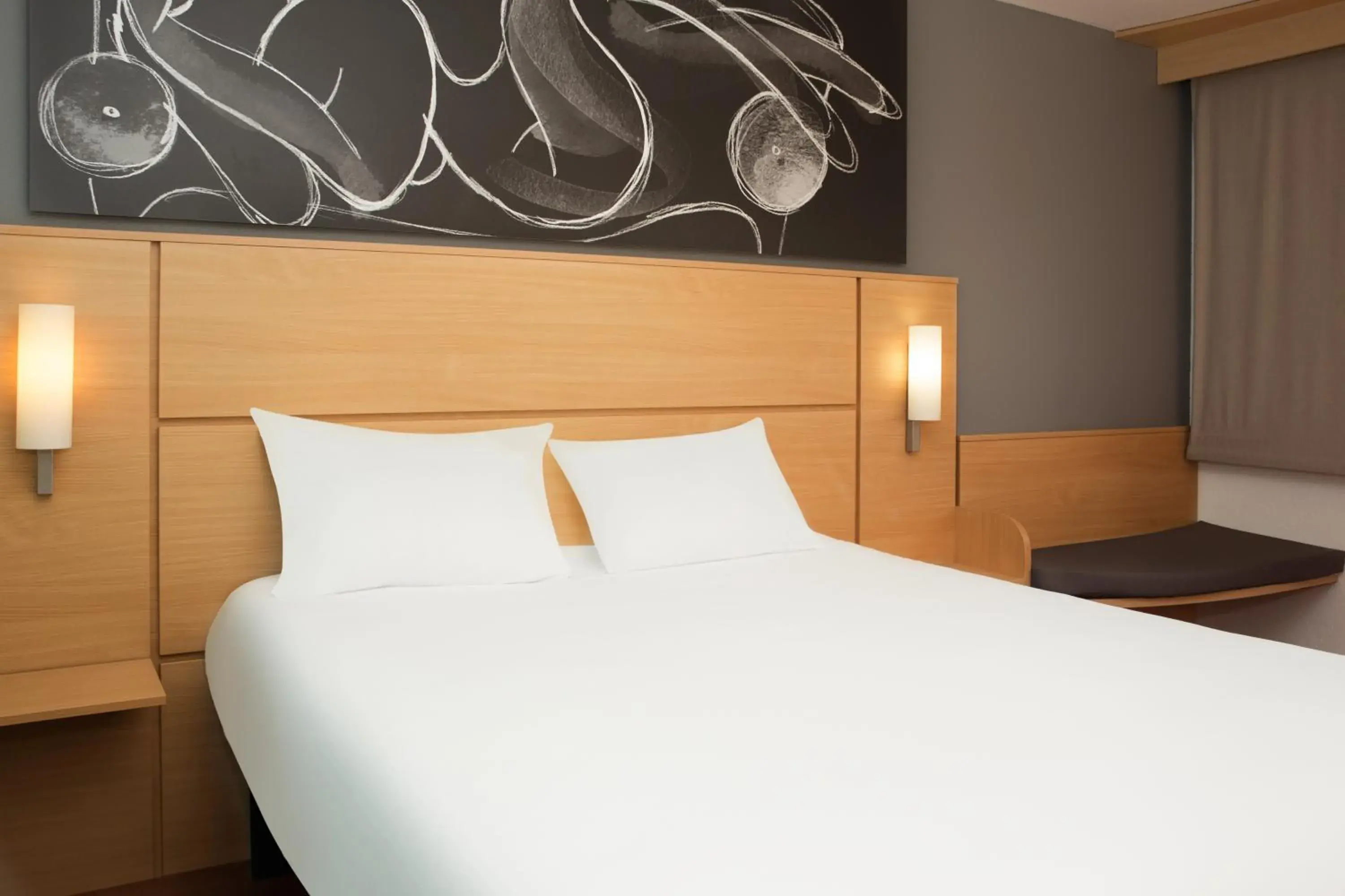 Double Room in ibis 3 Lacs Neuchâtel Double Room in ibis 3 Lacs Neuchâtel