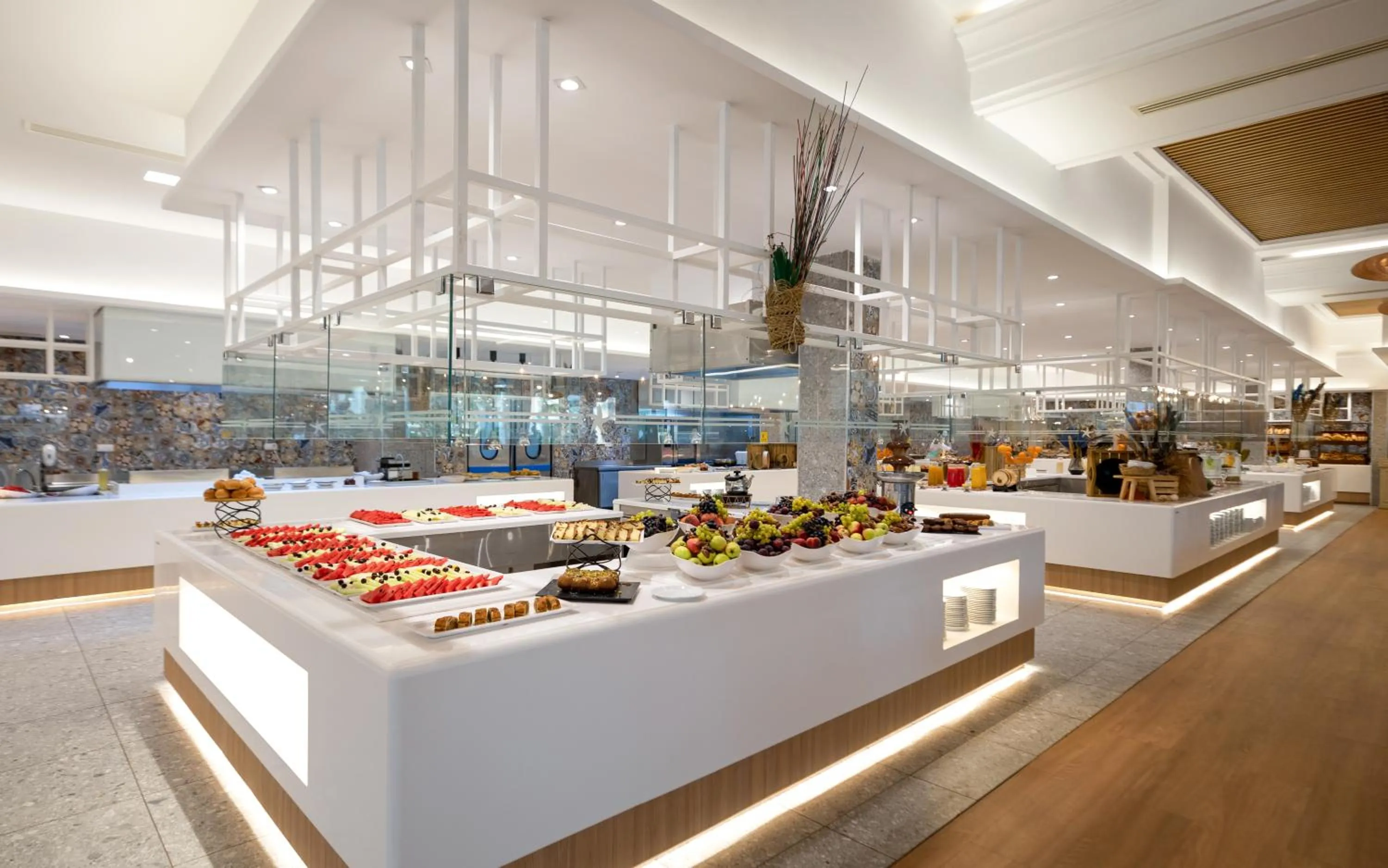 Buffet breakfast in Iberostar Waves Mehari Djerba