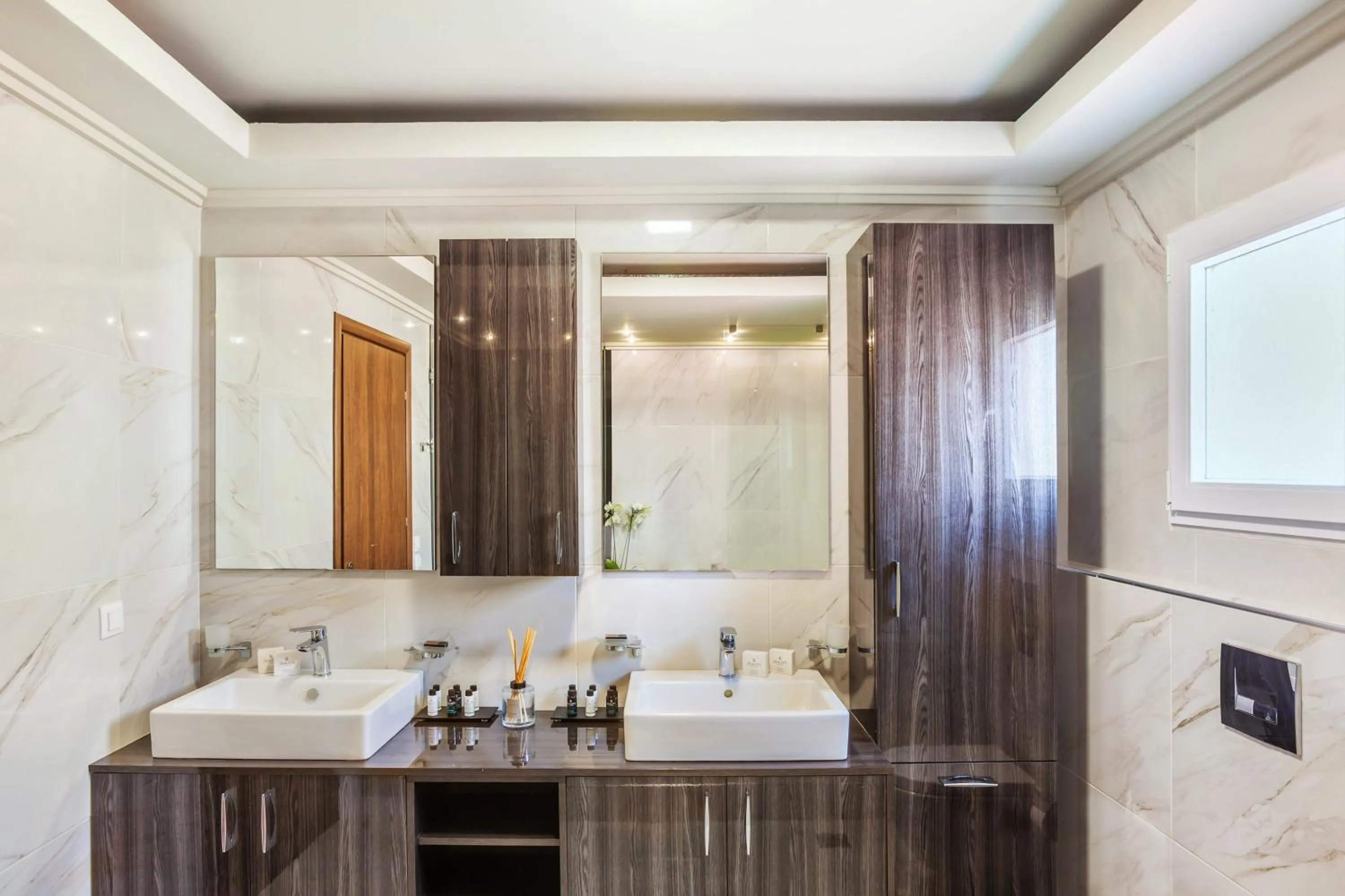 Bathroom in Sunny Villas Resort & Spa