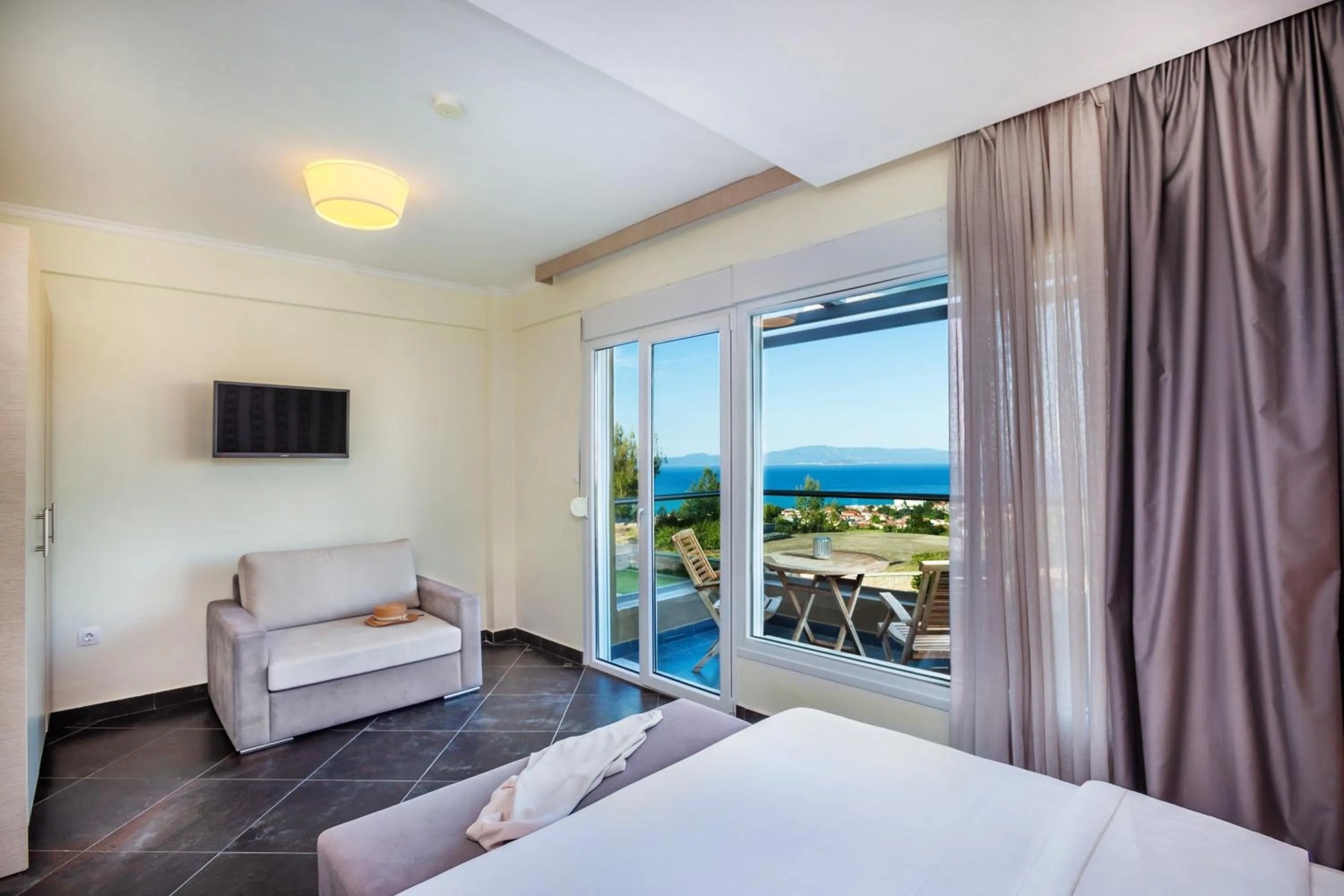 Bedroom in Sunny Villas Resort & Spa