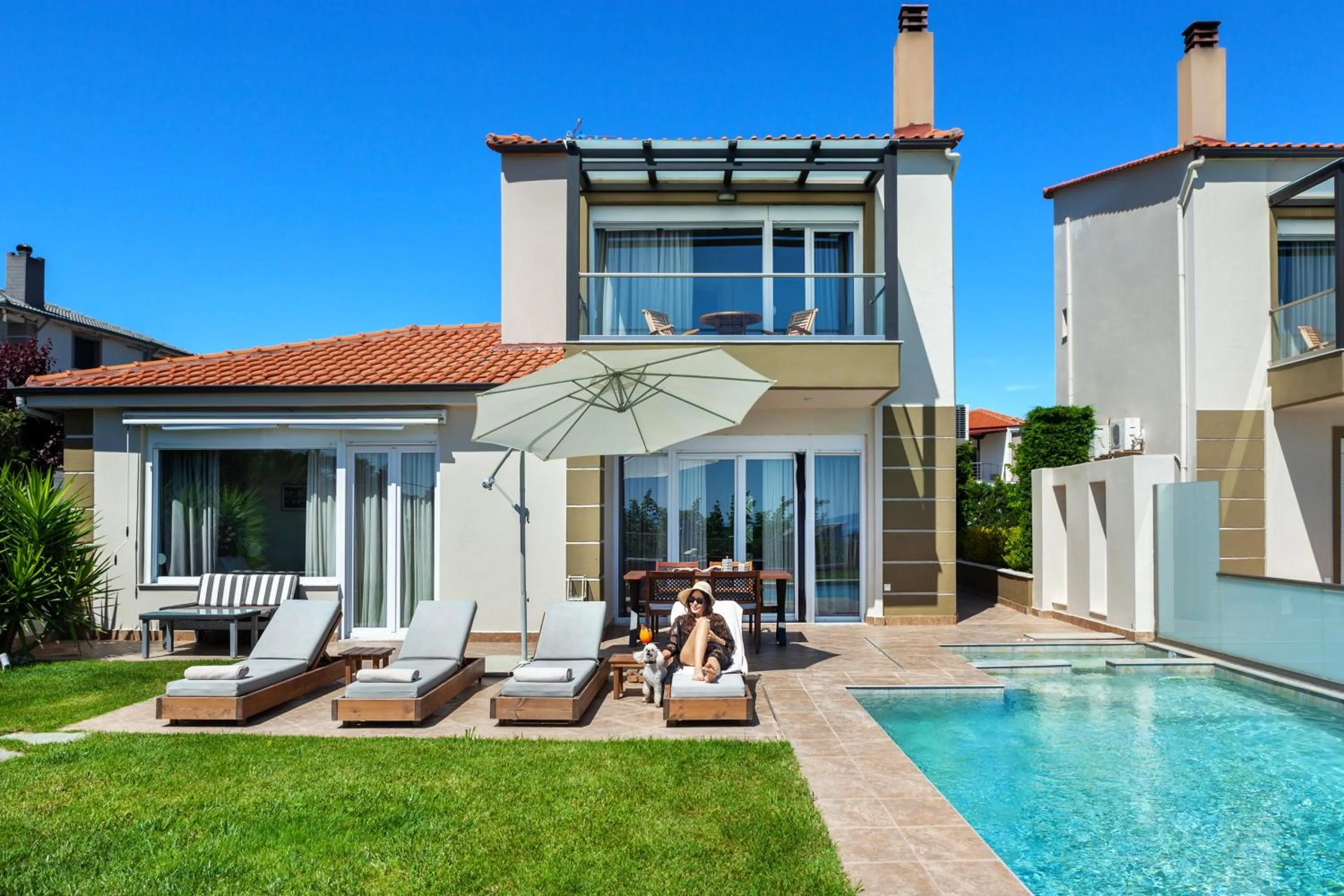 Property building in Sunny Villas Resort & Spa